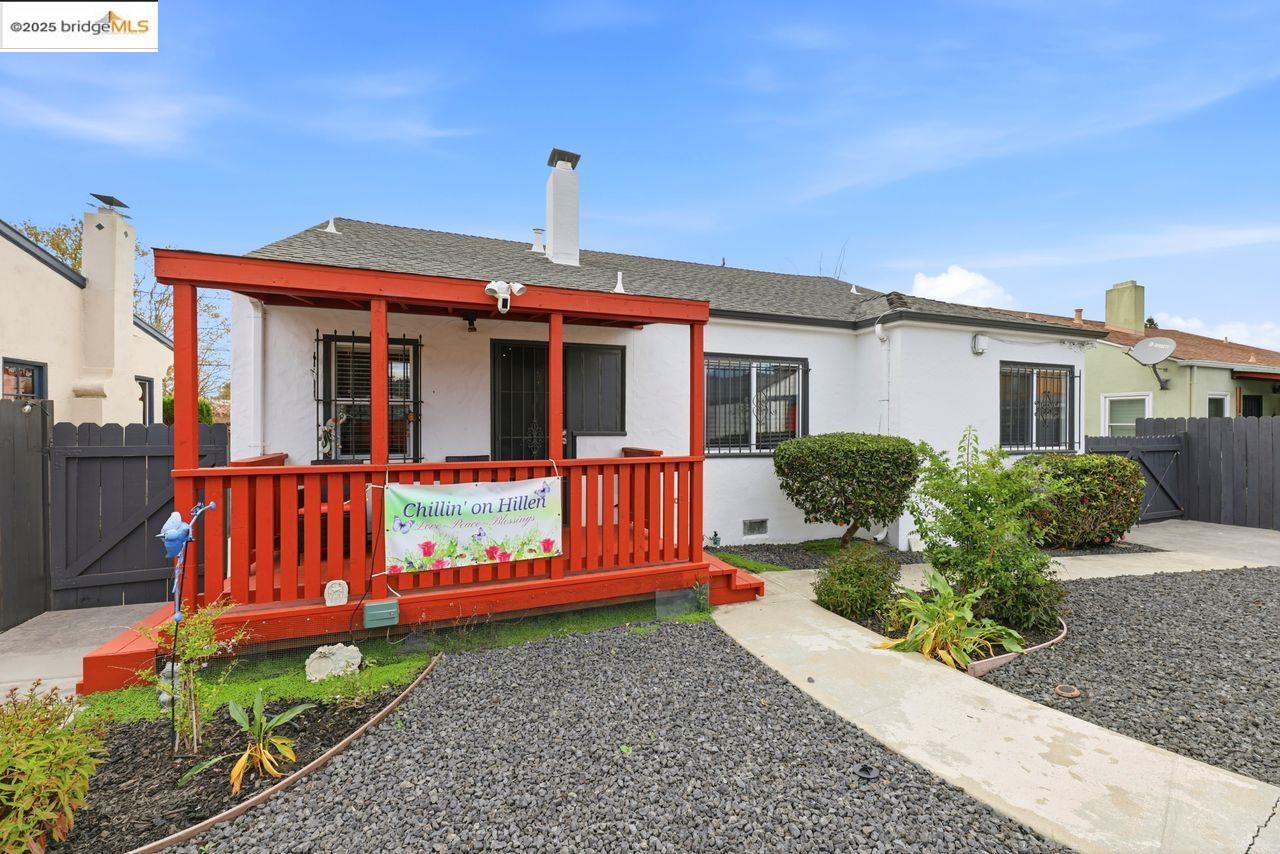 Oakland, California, 94619, United States, 4 Bedrooms Bedrooms, ,1 BathroomBathrooms,Residential,For Sale,1993166