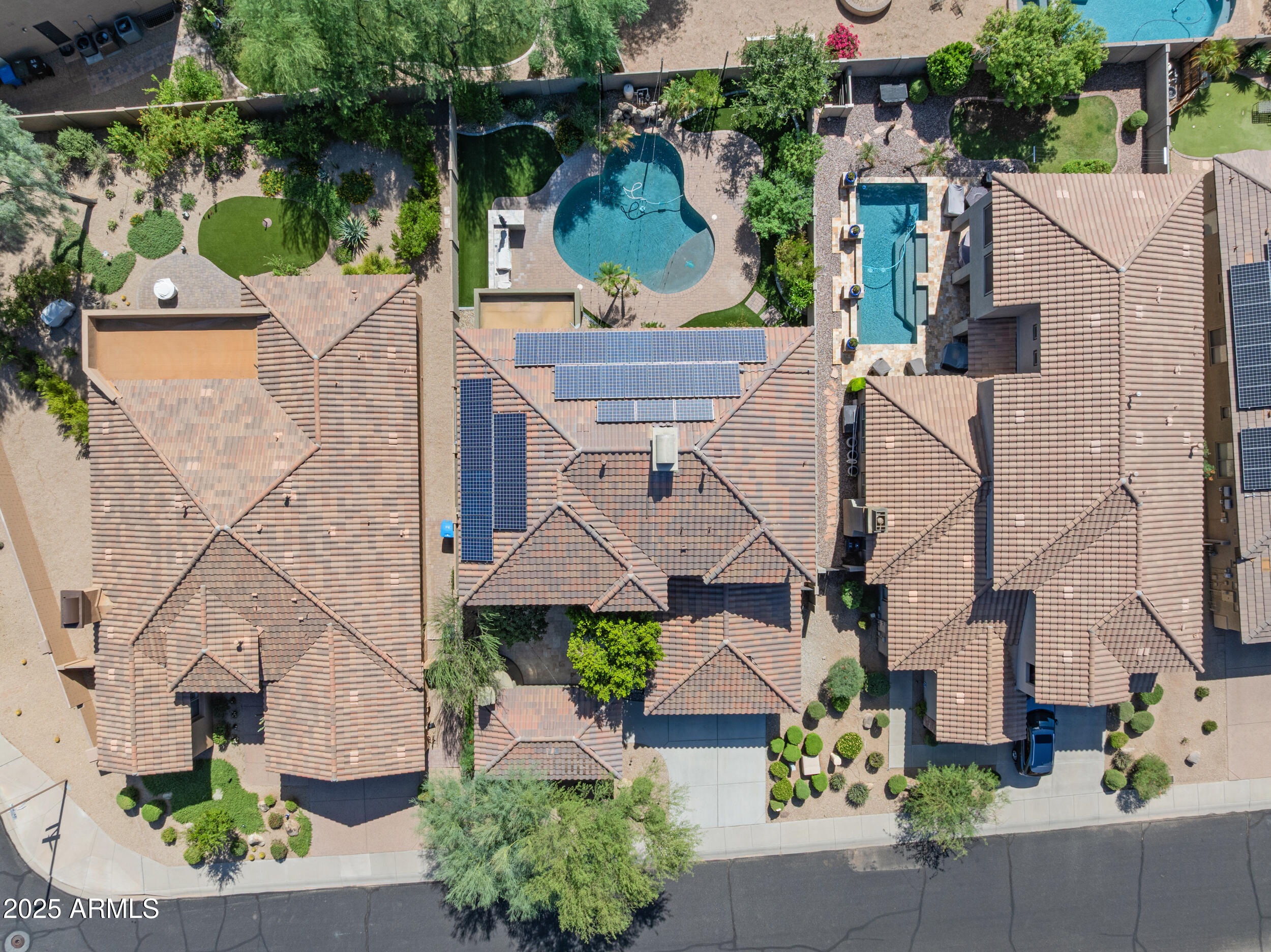 Phoenix, Arizona, 85050, United States, 5 Bedrooms Bedrooms, ,Residential,For Sale,1949706