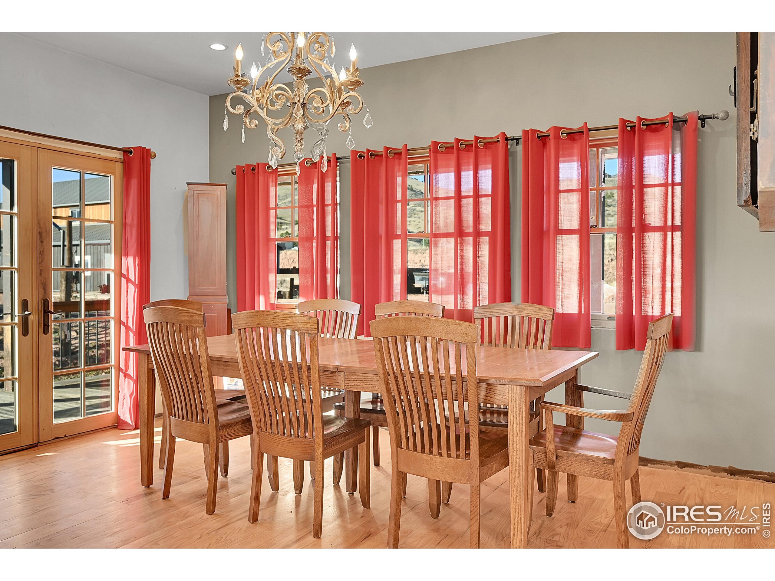 Lyons, Colorado, 80540, United States, 4 Bedrooms Bedrooms, ,2 BathroomsBathrooms,Residential,For Sale,1991914