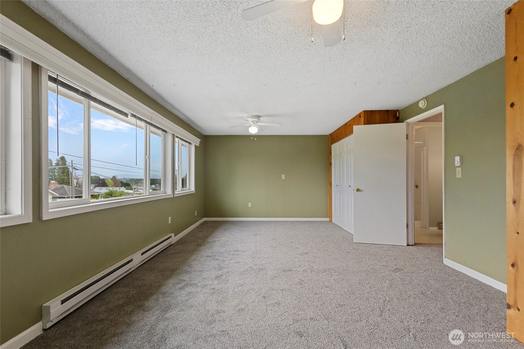 Ferndale, Washington, 98248, United States, 6 Bedrooms Bedrooms, ,2 BathroomsBathrooms,Residential,For Sale,1921640
