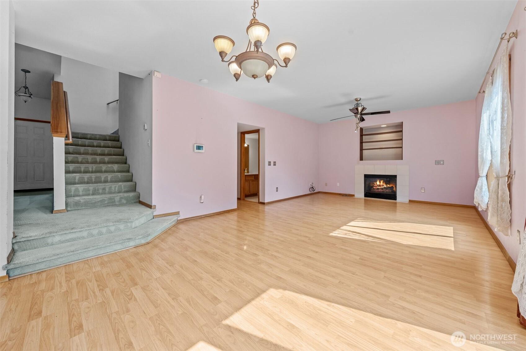 TACOMA, Washington, 98422, United States, 4 Bedrooms Bedrooms, ,3 BathroomsBathrooms,Residential,For Sale,1948002
