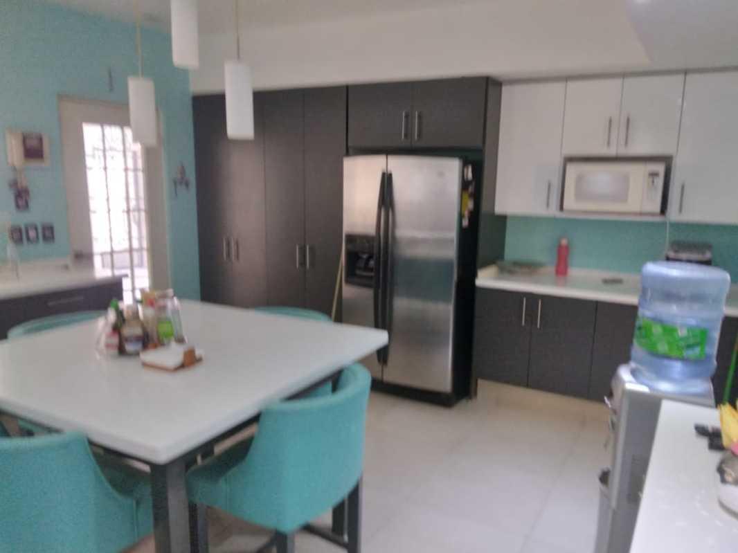 BLVD. LOS GRANDES PINTORES, Torreón, Coahuila de Zaragoza, 27018, Mexico, 3 Bedrooms Bedrooms, ,2 BathroomsBathrooms,Residential,For Sale,BLVD. LOS GRANDES PINTORES,1613654