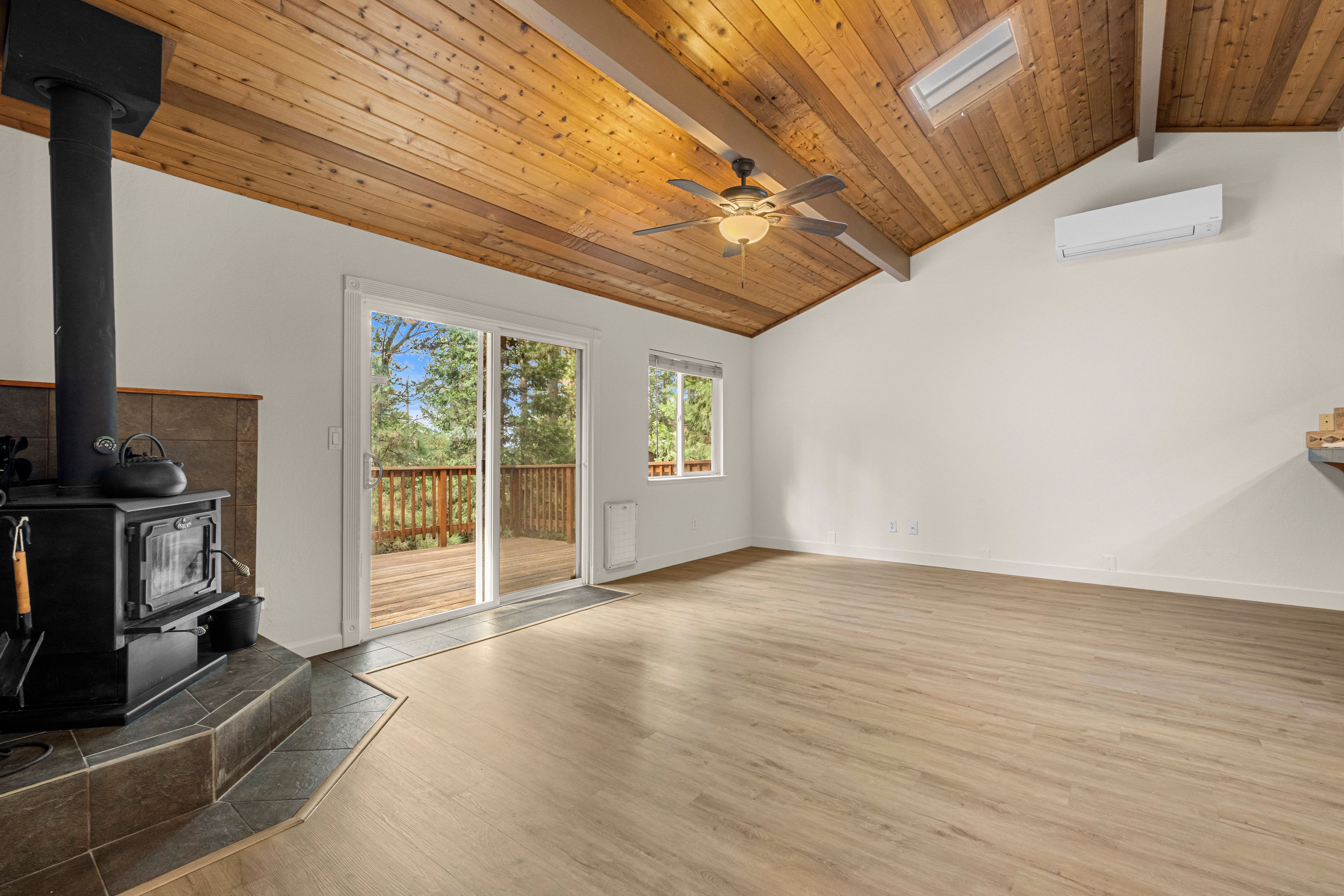  5648 Sierra Springs Drive, Pollock Pines, CA 95726 - 物件實景