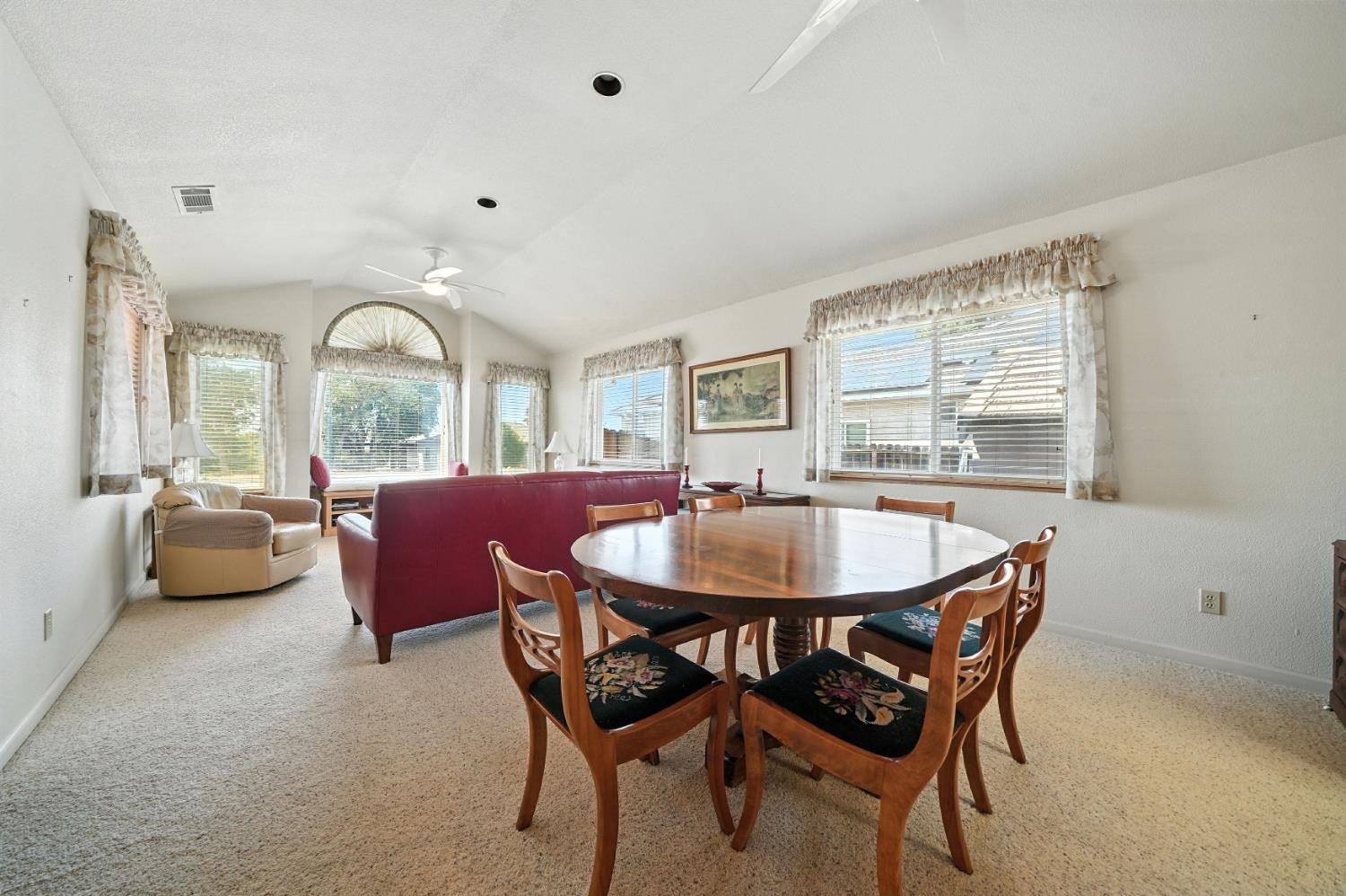 Wallace, California, 95254, United States, 4 Bedrooms Bedrooms, ,3 BathroomsBathrooms,Residential,For Sale,1976011