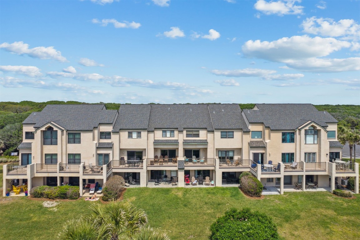 Fernandina Beach, Florida, 32034, United States, 2 Bedrooms Bedrooms, ,2 BathroomsBathrooms,Residential,For Sale,1990876