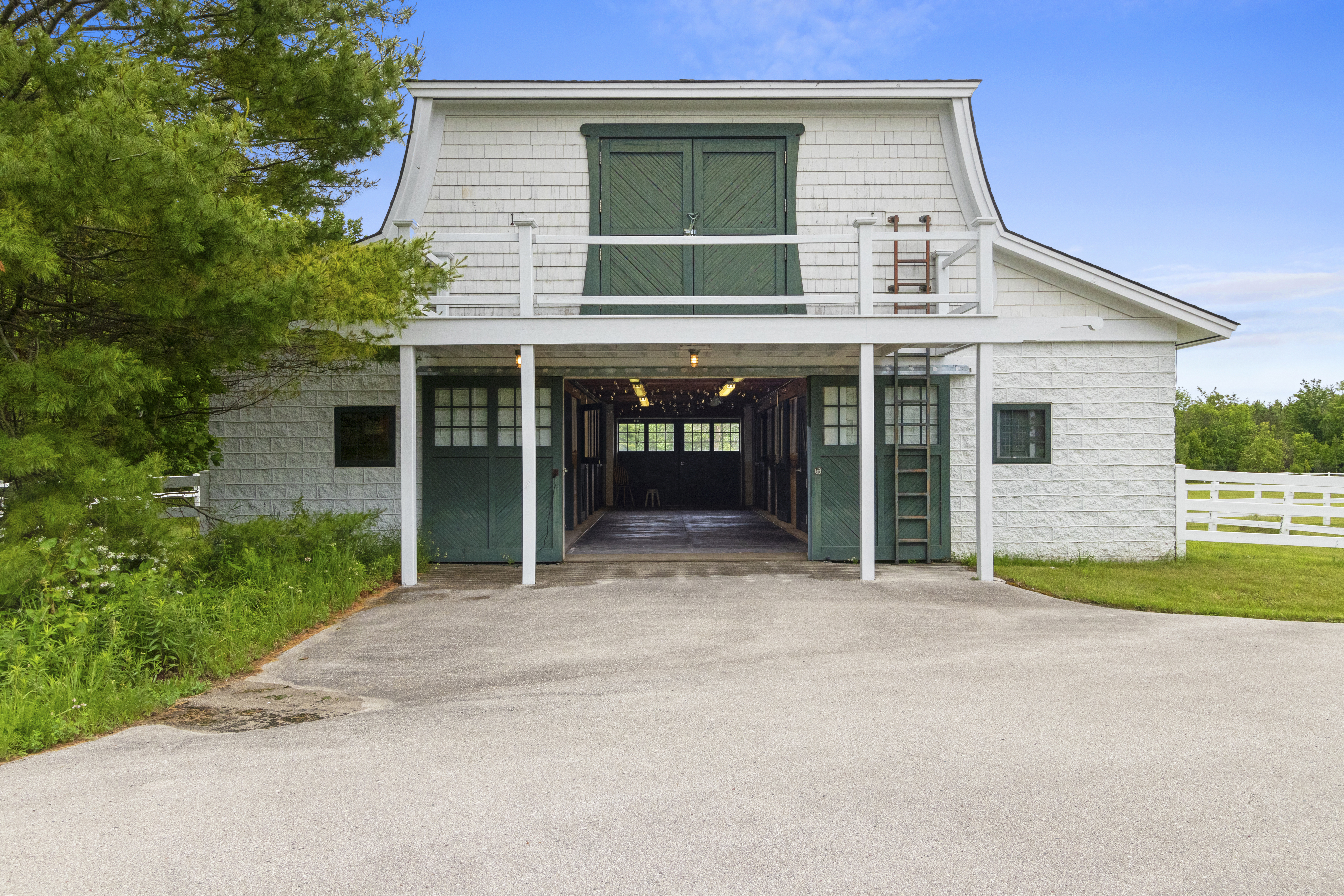  Sprawling Door County Estate on 30 Acres - 物件實景
