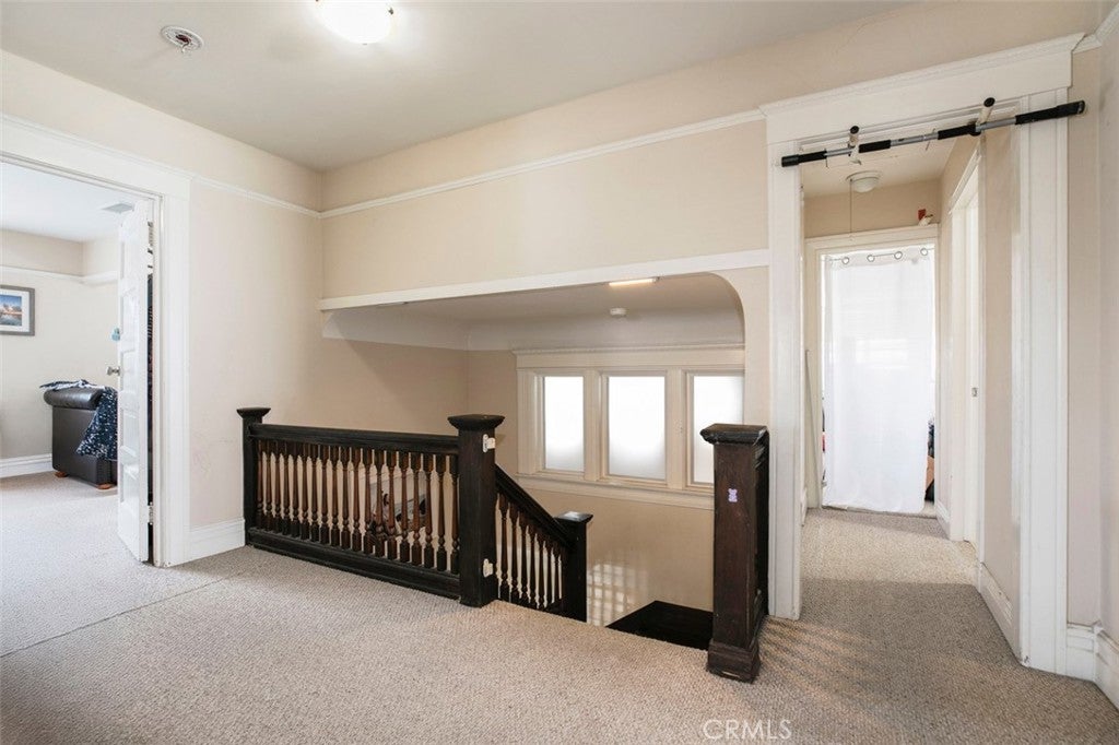 Los Angeles, California, 90006, United States, 5 Bedrooms Bedrooms, ,2 BathroomsBathrooms,Residential,For Sale,1940341