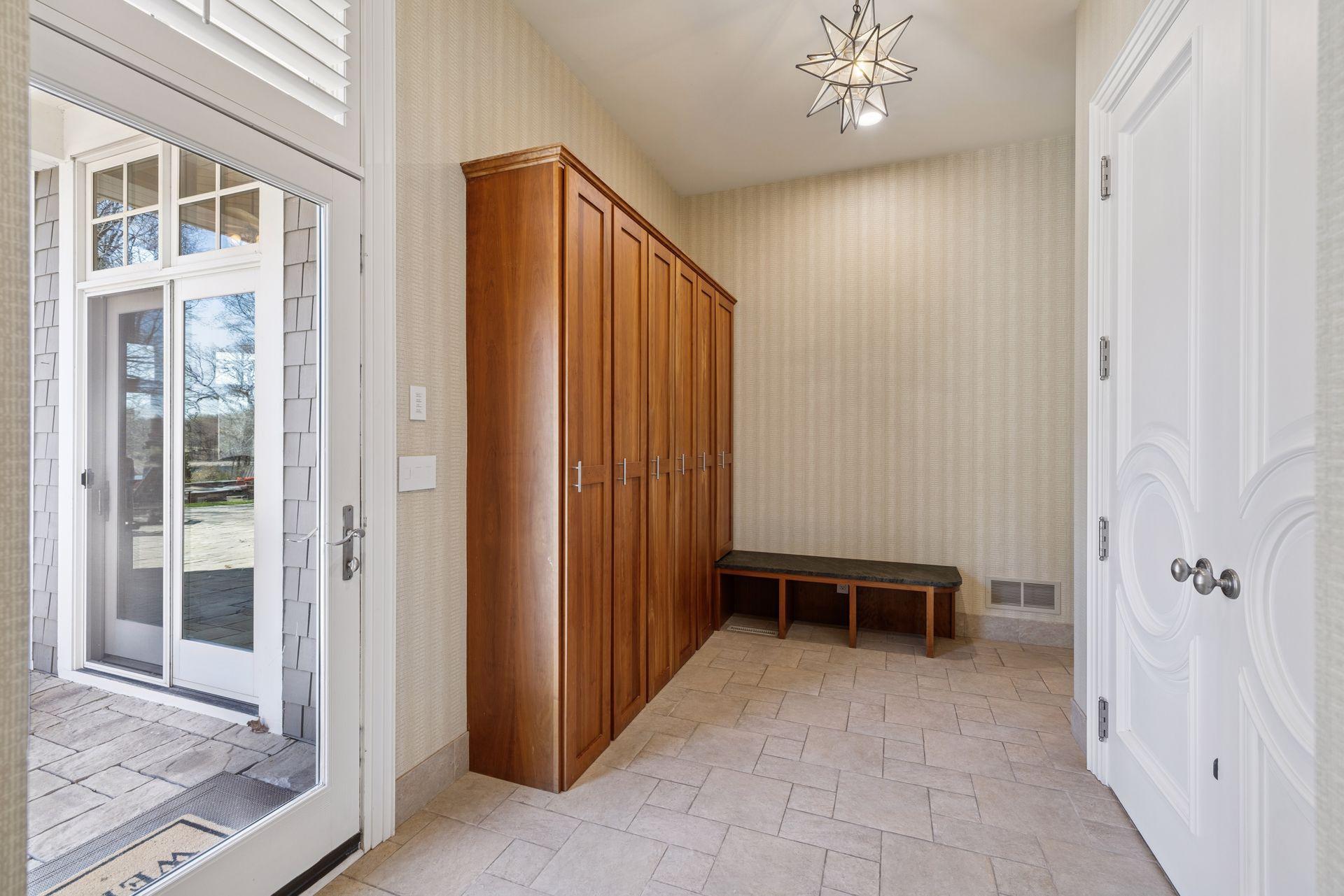 Orono, Minnesota, 55391, United States, 5 Bedrooms Bedrooms, ,5 BathroomsBathrooms,Residential,For Sale,1792914