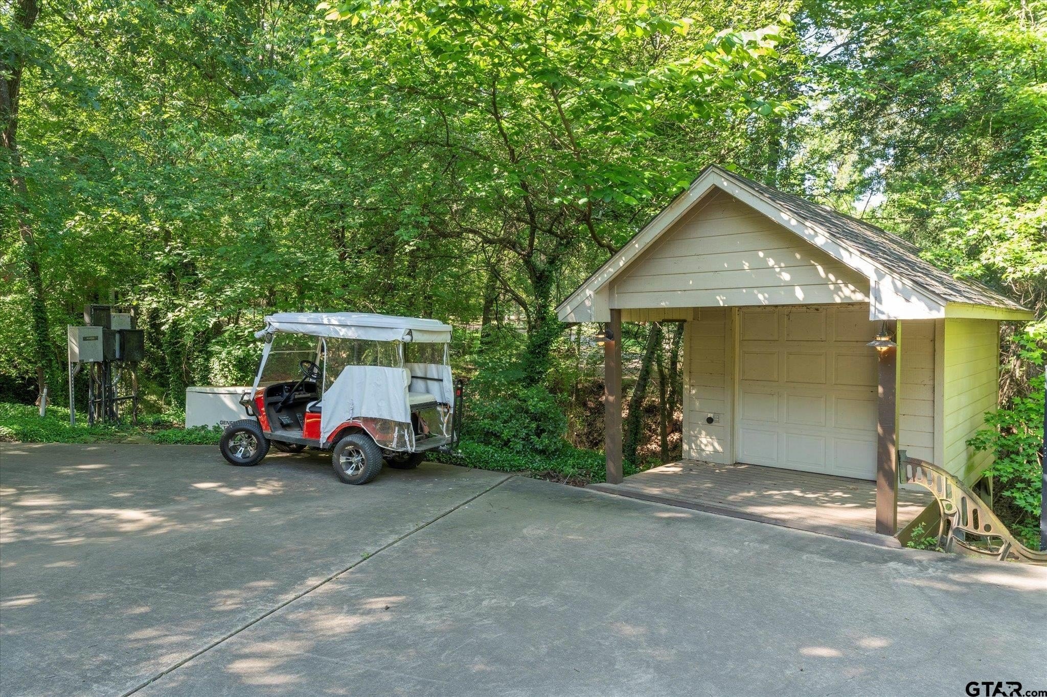 Pittsburg, Texas, 75686, United States, 4 Bedrooms Bedrooms, ,4 BathroomsBathrooms,Residential,For Sale,1983257