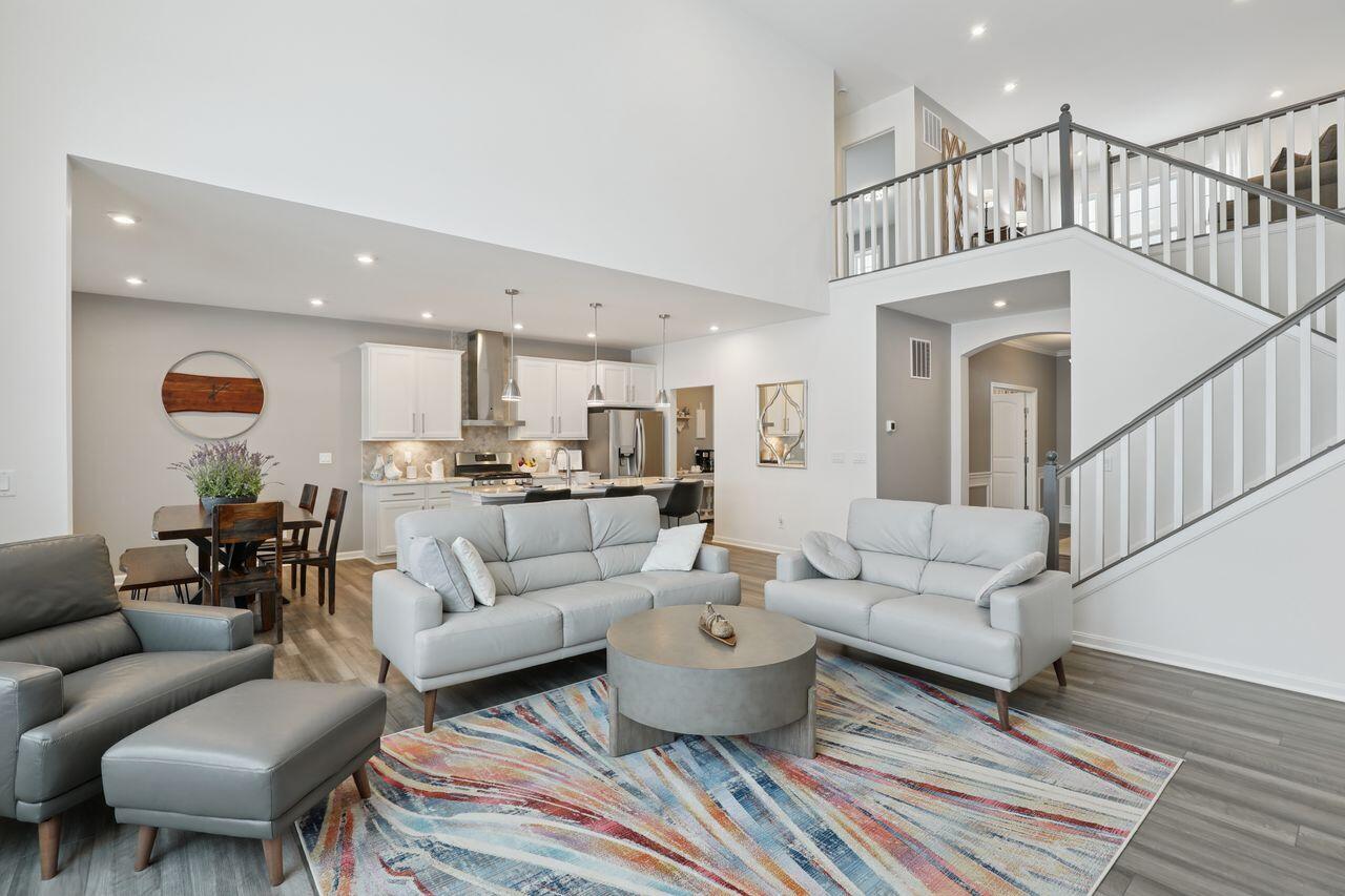 Covington, Kentucky, 41017, United States, 3 Bedrooms Bedrooms, ,3 BathroomsBathrooms,Residential,For Sale,2002248