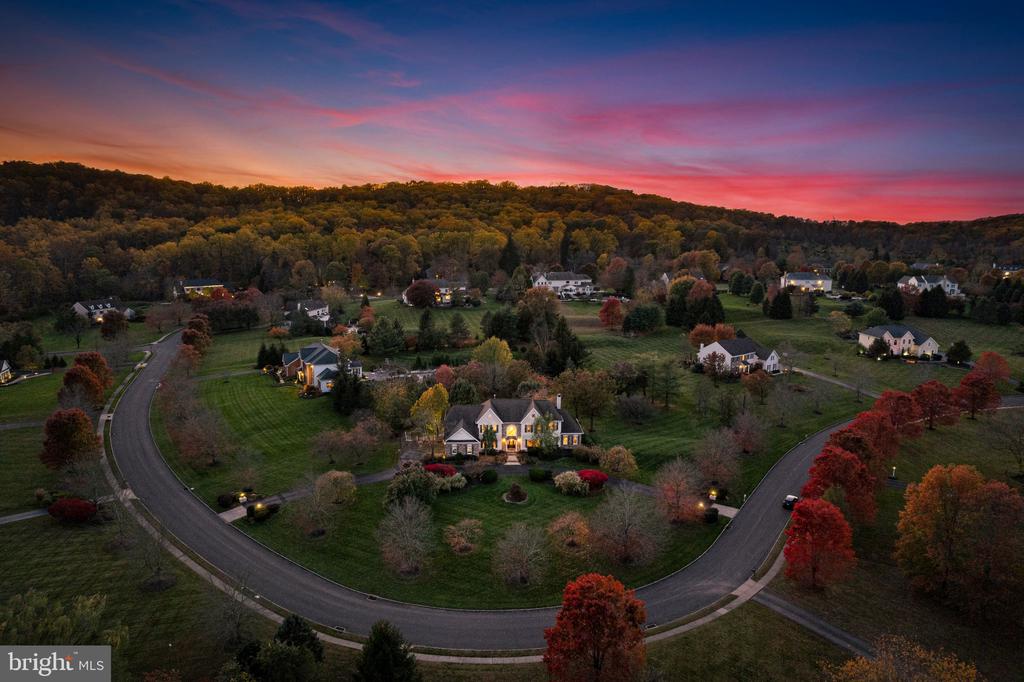 New Hope, Pennsylvania, 18938, United States, 4 Bedrooms Bedrooms, ,5 BathroomsBathrooms,Residential,For Sale,1987976