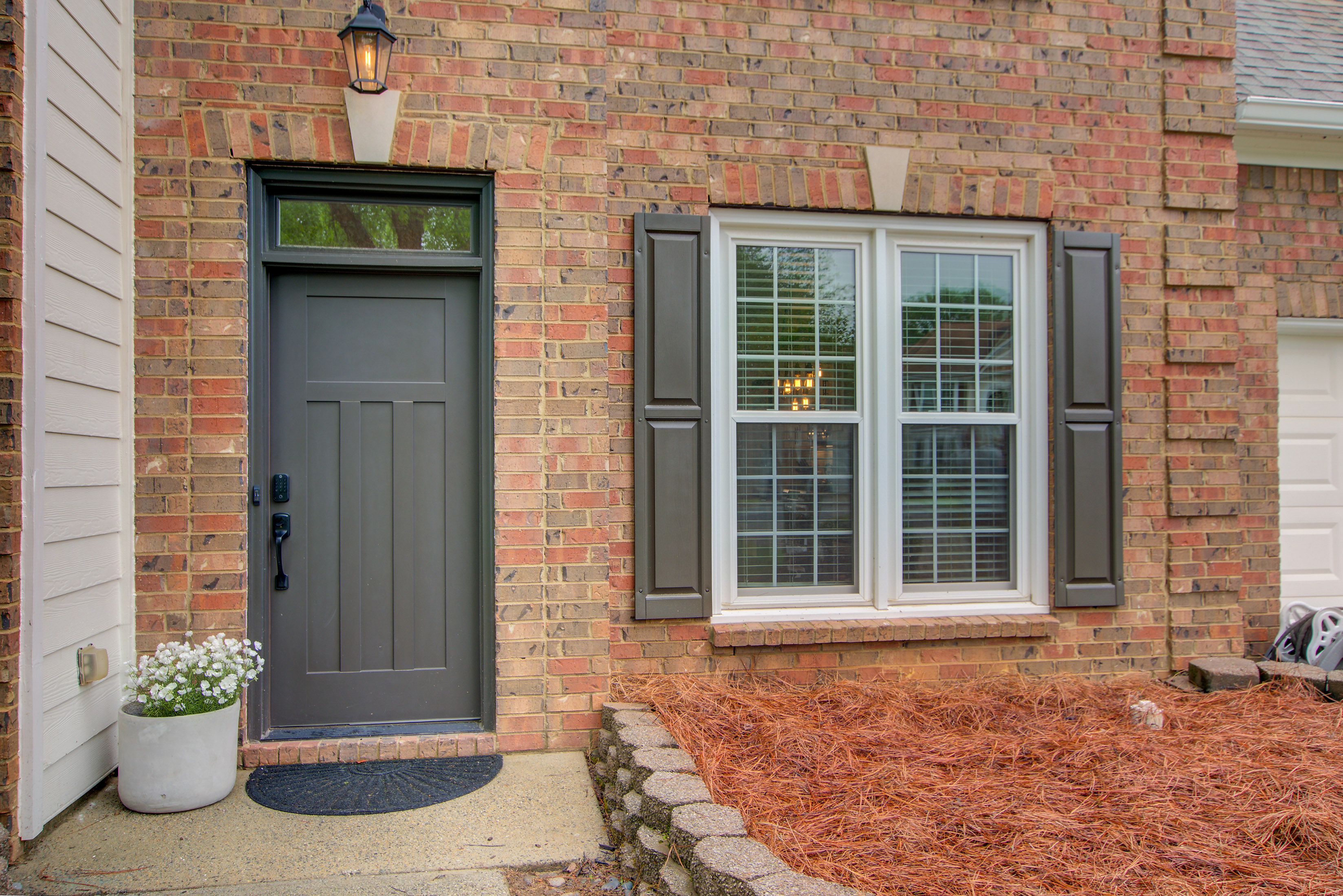  Lovingly Maintained Home Near Downtown Alpharetta - 物件實景