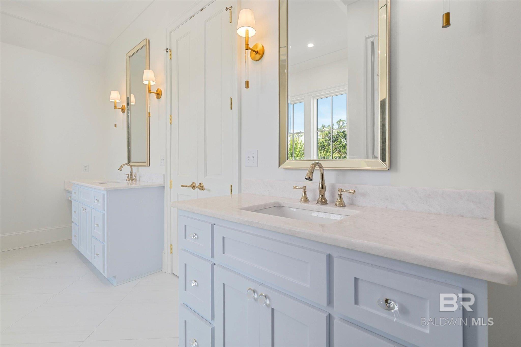 Fairhope, Alabama, 36532, United States, 4 Bedrooms Bedrooms, ,4 BathroomsBathrooms,Residential,For Sale,1838999