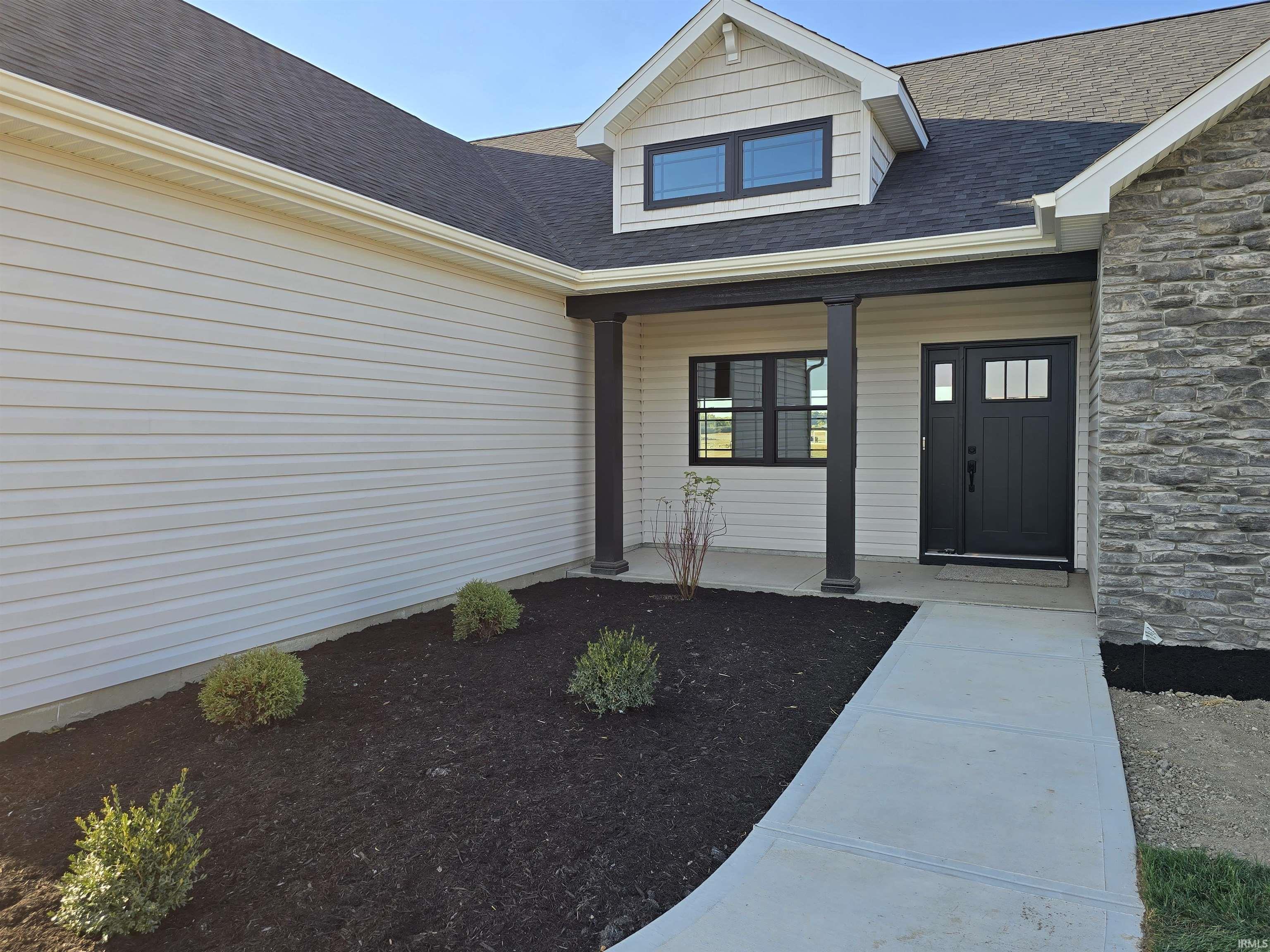 Fort Wayne, Indiana, 46818, United States, 4 Bedrooms Bedrooms, ,3 BathroomsBathrooms,Residential,For Sale,2040642