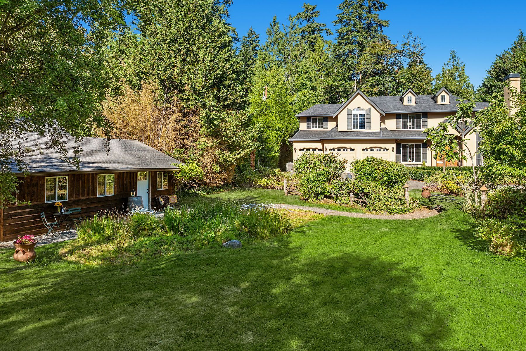 12022 NE 97th Street, Kirkland, WA 98033 - 物件實景