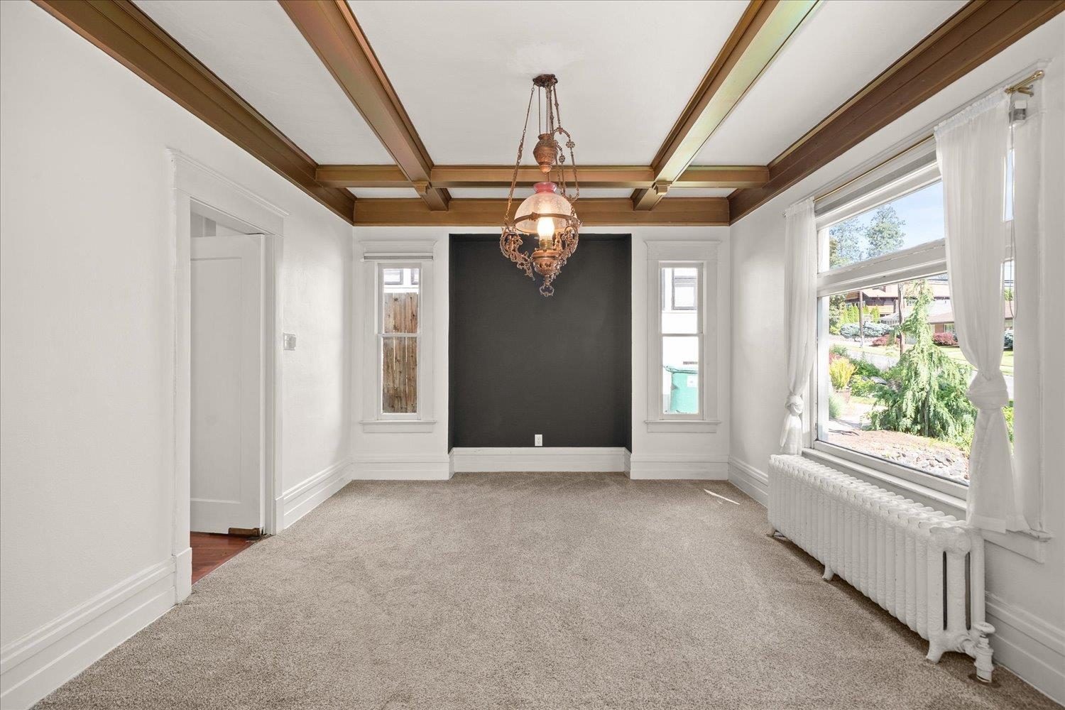 Spokane, Washington, 99204, United States, 4 Bedrooms Bedrooms, ,3 BathroomsBathrooms,Residential,For Sale,2001174