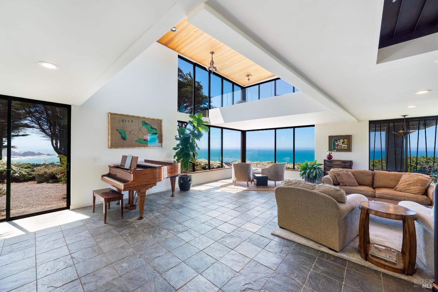 Elk, California, 95432, United States, 4 Bedrooms Bedrooms, ,4 BathroomsBathrooms,Residential,For Sale,1993215