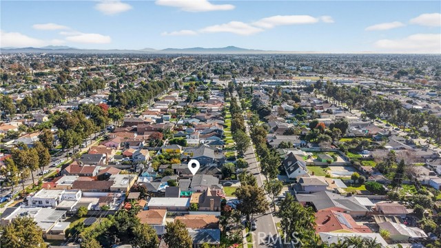 Lynwood, California, 90262, United States, 4 Bedrooms Bedrooms, ,Residential,For Sale,2010416