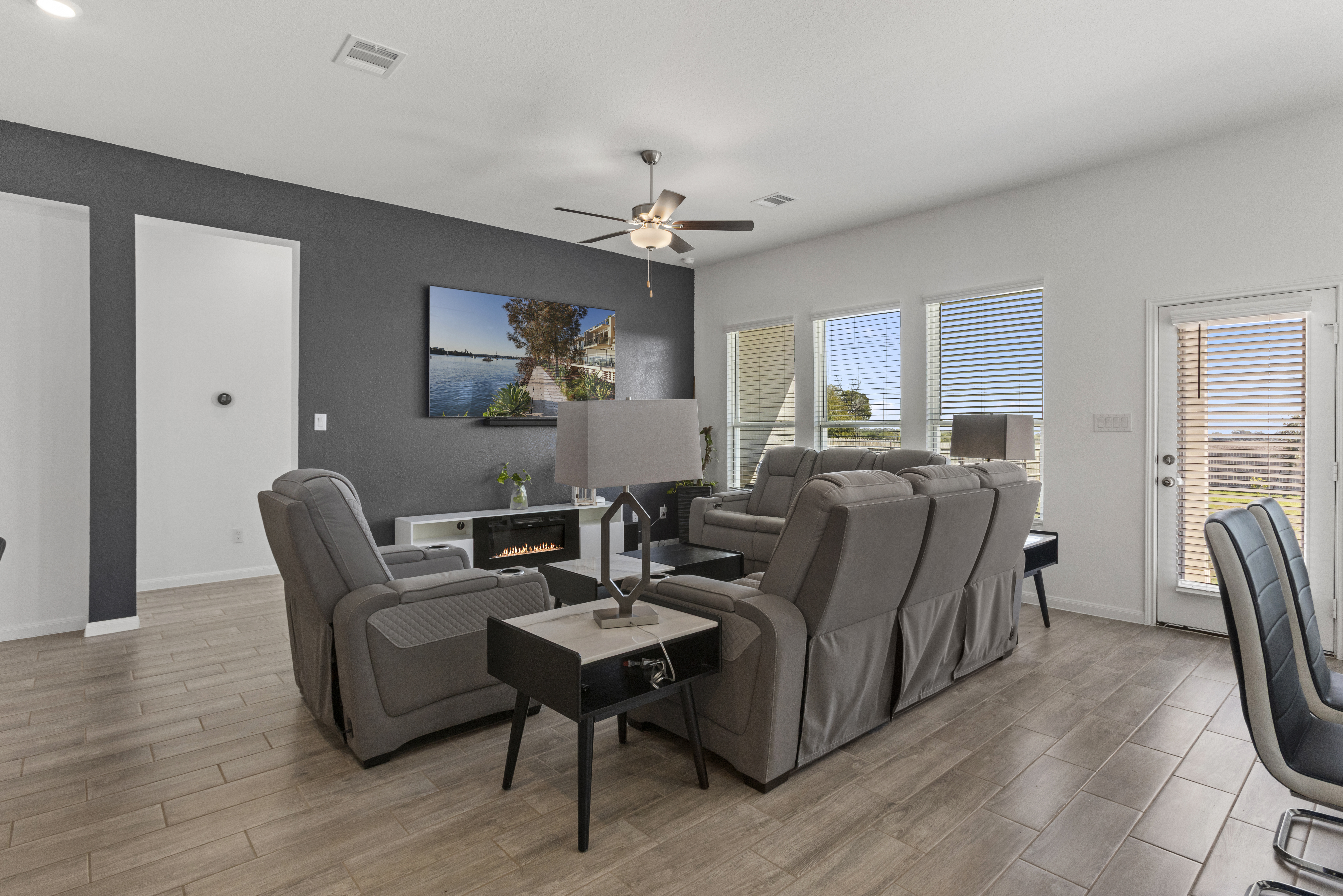  One-Story Living, Modern Comfort - 物件實景