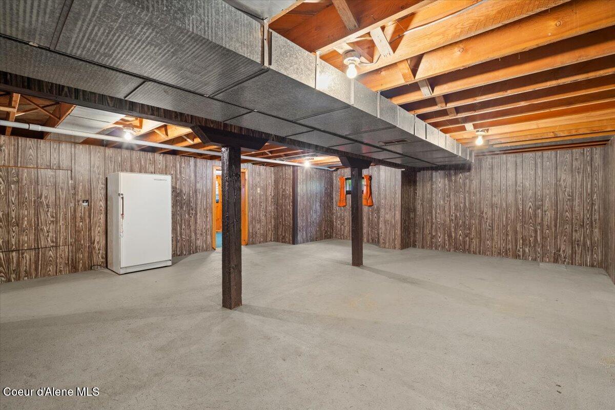 Wallace, Idaho, 83873, United States, 3 Bedrooms Bedrooms, ,1 BathroomBathrooms,Residential,For Sale,1984210