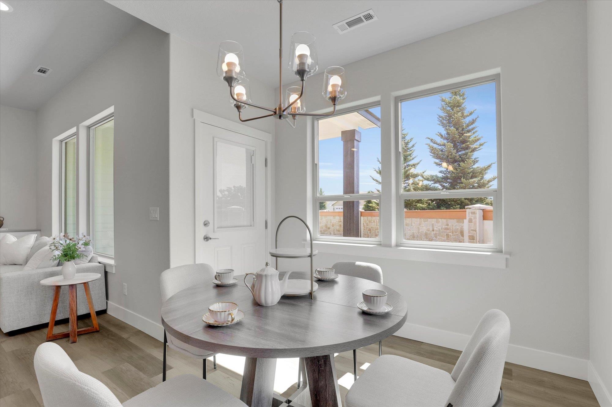 Deer Park, Washington, 99006, United States, 3 Bedrooms Bedrooms, ,2 BathroomsBathrooms,Residential,For Sale,1996180