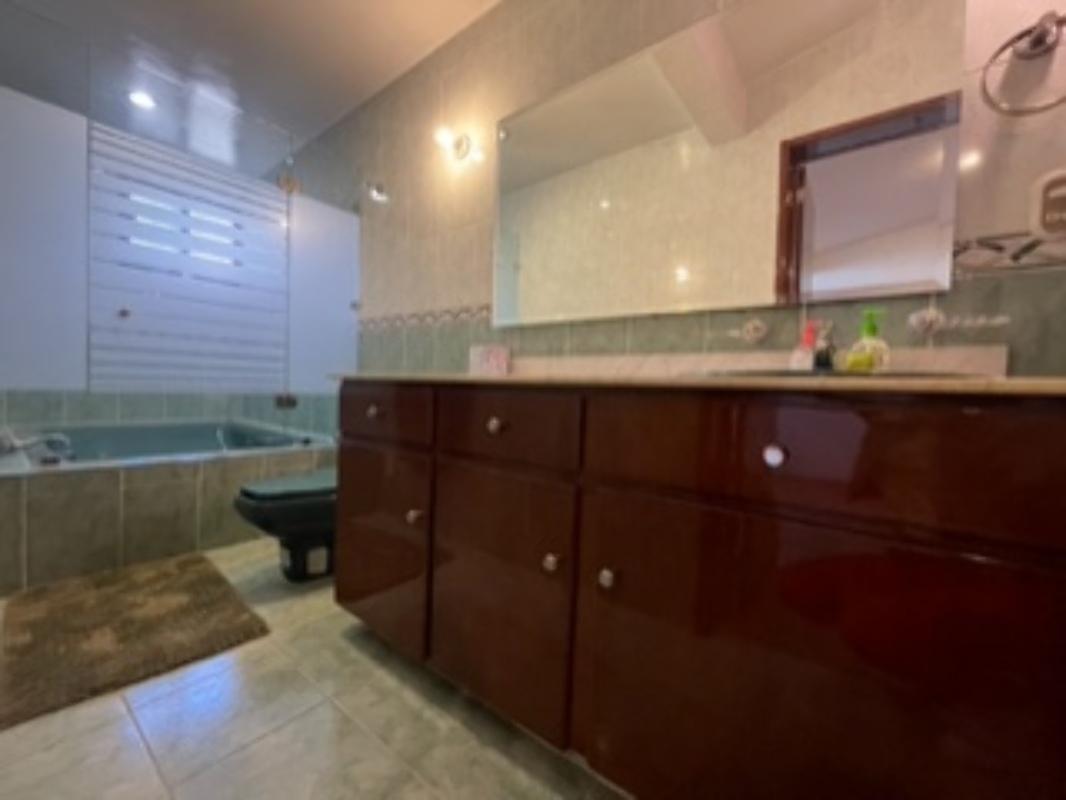 Hacienda Jurica, Atizapán de Zaragoza, Estado de México, 52925, Mexico, 3 Bedrooms Bedrooms, ,3 BathroomsBathrooms,Residential,For Sale,Hacienda Jurica,1440864