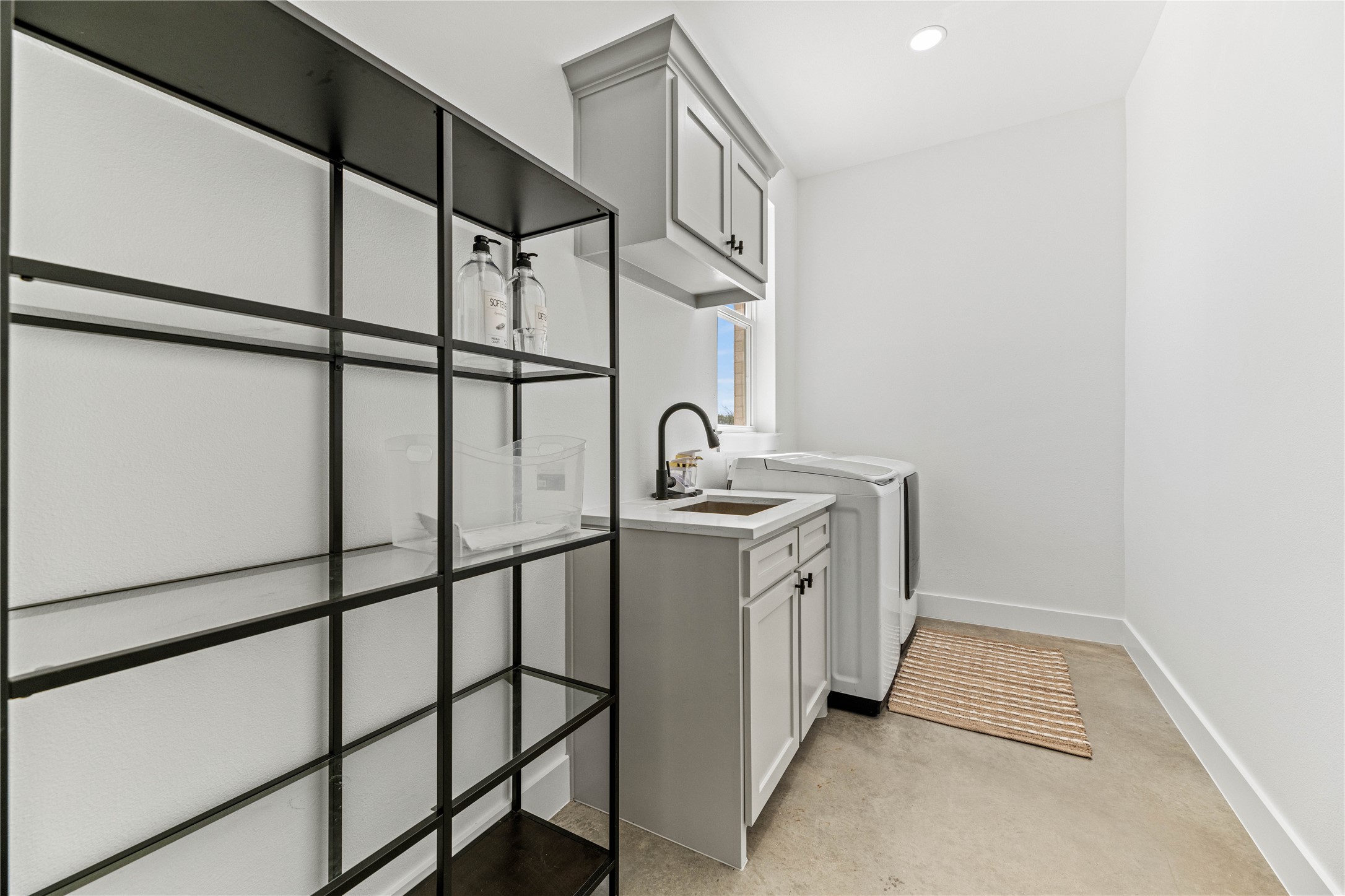 Waxahachie, Texas, 76064, United States, 4 Bedrooms Bedrooms, ,3 BathroomsBathrooms,Residential,For Sale,1857043