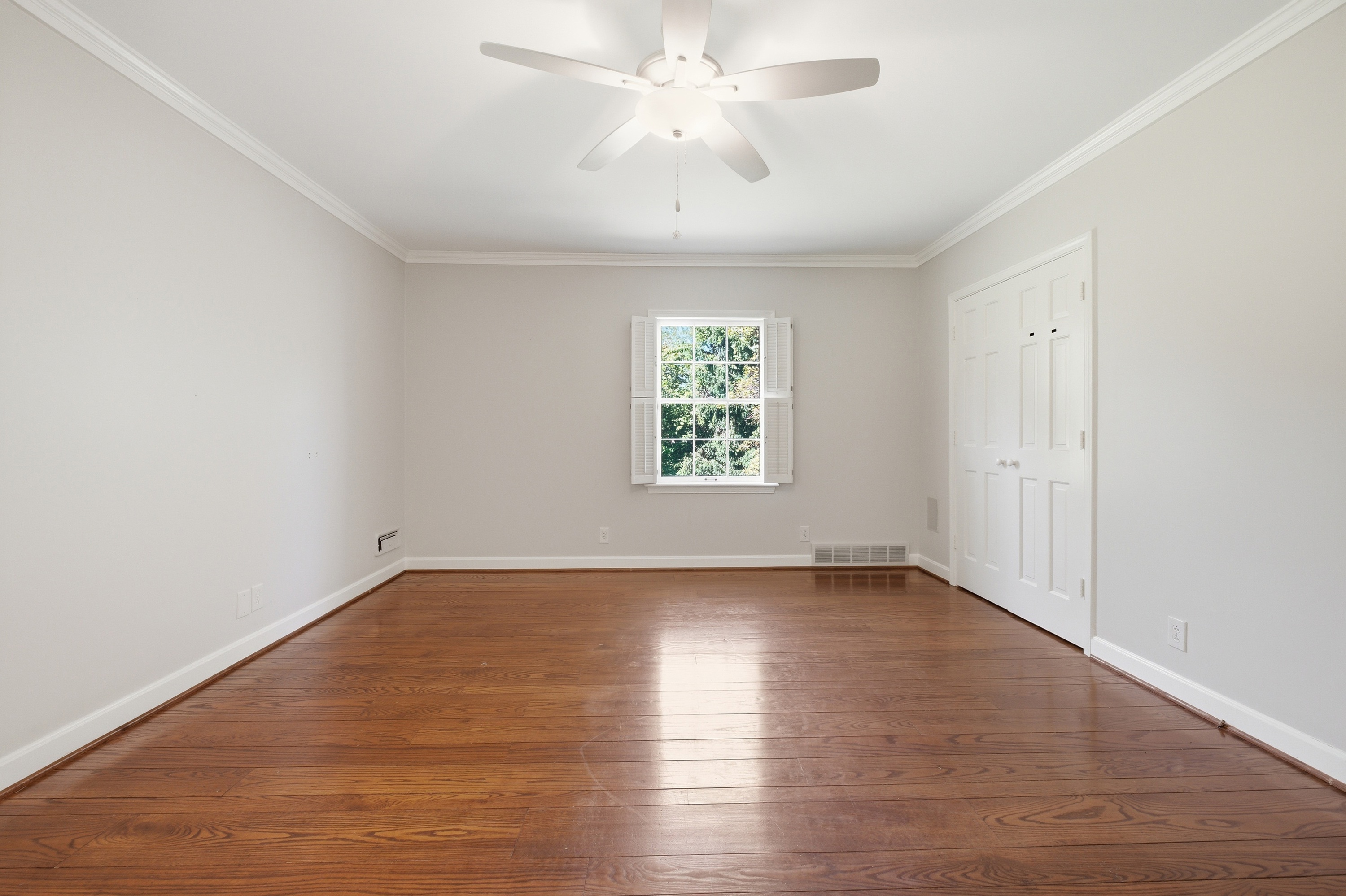  12000 Hazelwood Road, Anchorage, KY 40223 - 物件實景