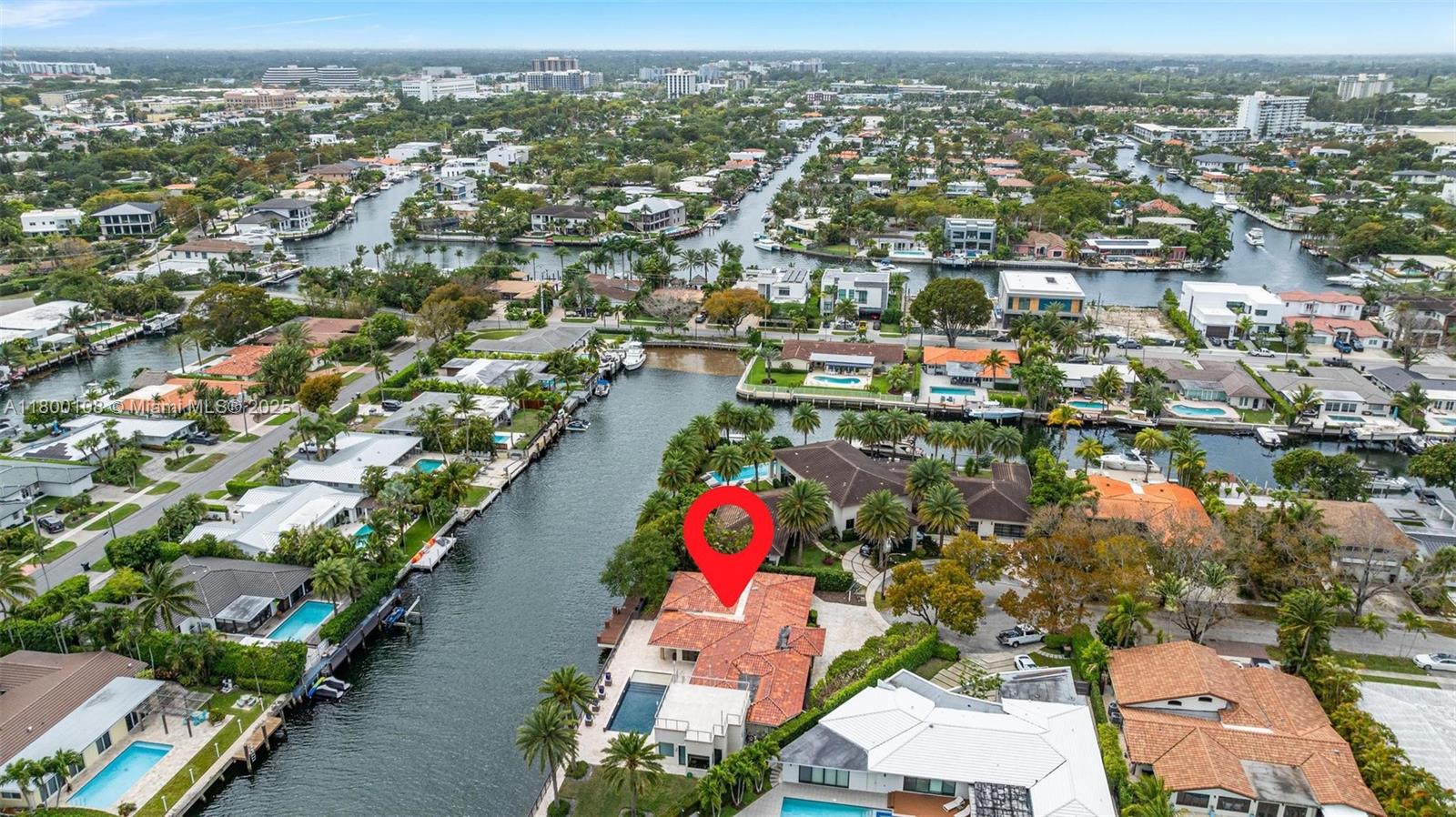 North Miami, Florida, 33181, United States, 5 Bedrooms Bedrooms, ,5 BathroomsBathrooms,Residential,For Sale,1804760