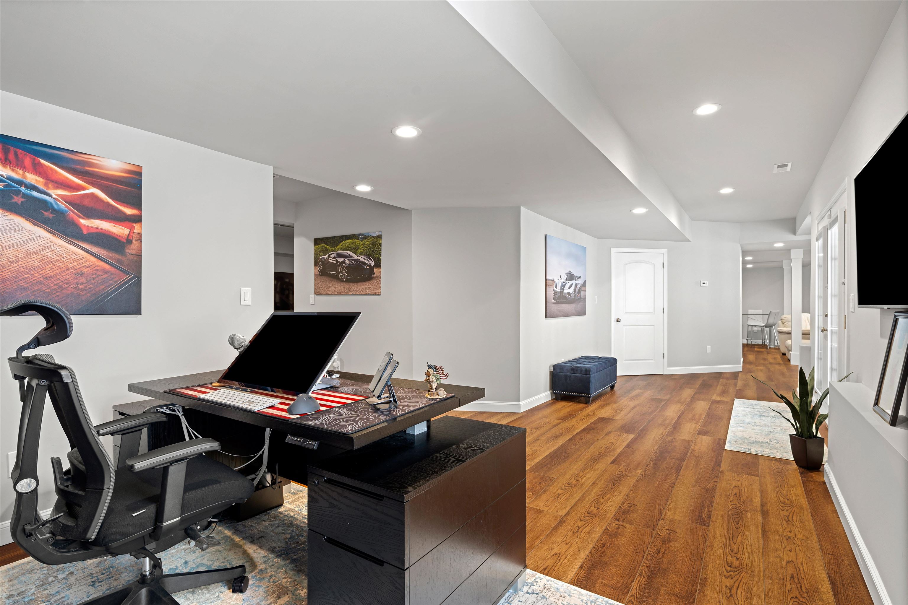 Manchester, New Hampshire, 03102, United States, 3 Bedrooms Bedrooms, ,3 BathroomsBathrooms,Residential,For Sale,2003193