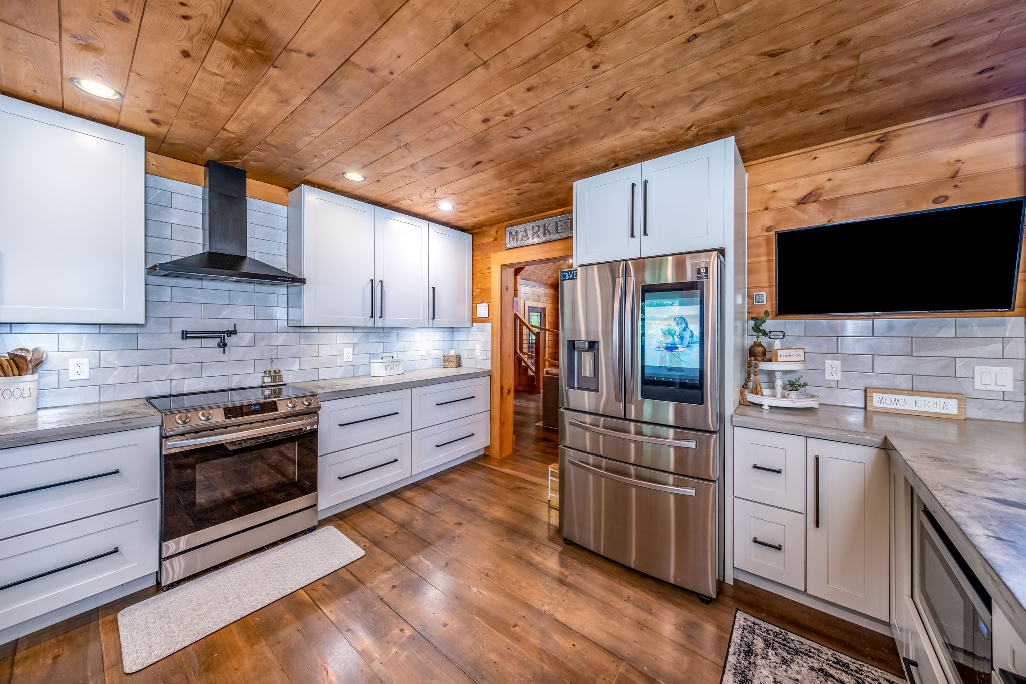 Lakeview, Michigan, 48850, United States, 4 Bedrooms Bedrooms, ,4 BathroomsBathrooms,Residential,For Sale,1943145