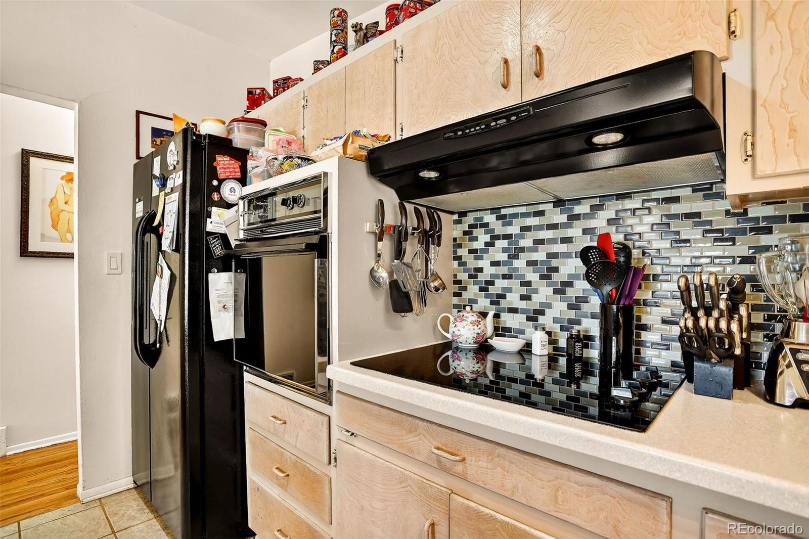 Littleton, Colorado, 80120, United States, 4 Bedrooms Bedrooms, ,1 BathroomBathrooms,Residential,For Sale,1988152