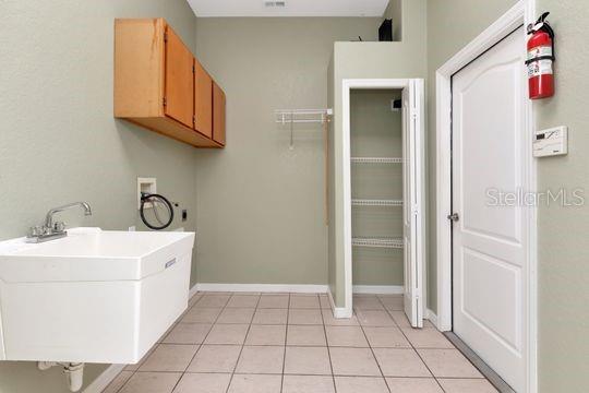 New Port Richey, Florida, 34654, United States, 4 Bedrooms Bedrooms, ,3 BathroomsBathrooms,Residential,For Sale,1817556