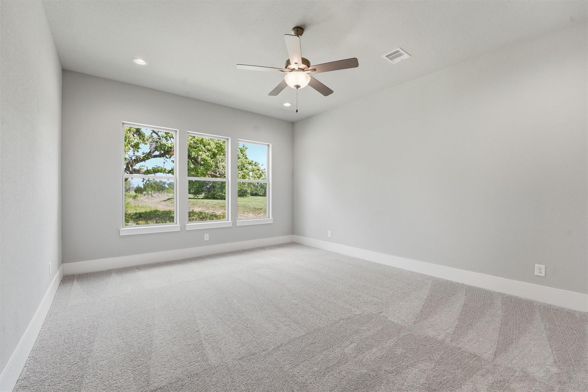 Montgomery, Texas, 77356, United States, 4 Bedrooms Bedrooms, ,5 BathroomsBathrooms,Residential,For Sale,2028408