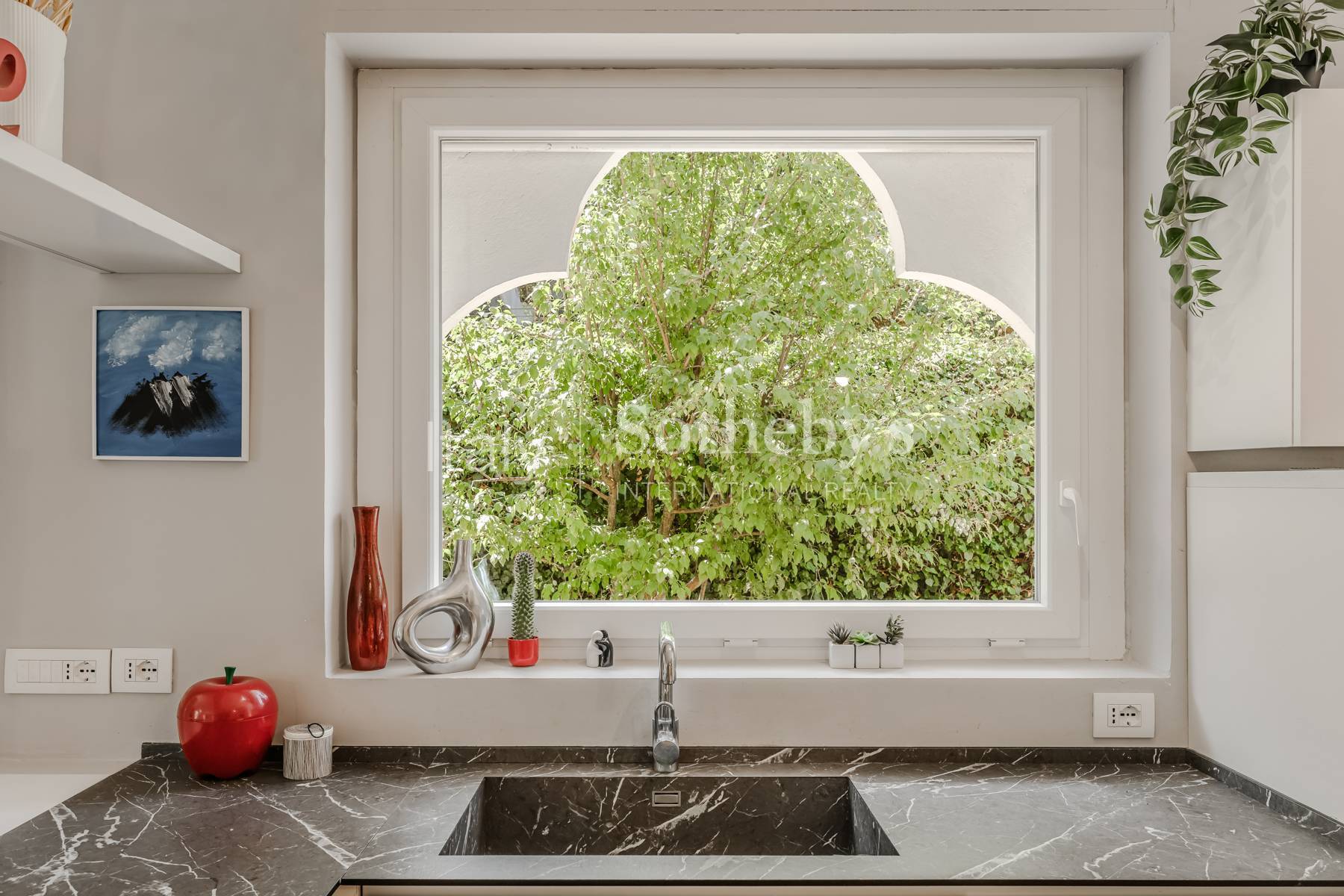  Exclusive Villa with Garden on Turin