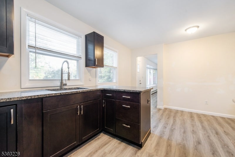 North Haledon Boro, New Jersey, 07508, United States, 5 Bedrooms Bedrooms, ,2 BathroomsBathrooms,Residential,For Sale,1976874