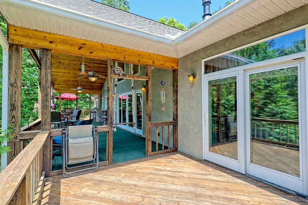 Blairsville, Georgia, 30512, United States, 4 Bedrooms Bedrooms, ,3 BathroomsBathrooms,Residential,For Sale,1827320
