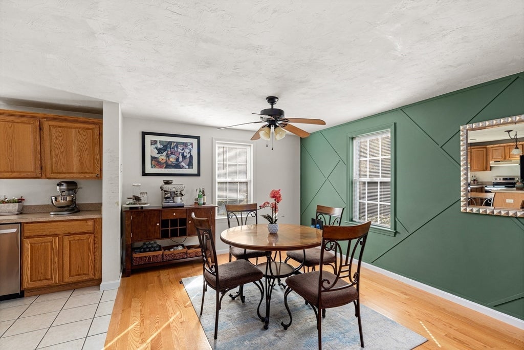 Carver, Massachusetts, 02330, United States, 2 Bedrooms Bedrooms, ,2 BathroomsBathrooms,Residential,For Sale,1983292