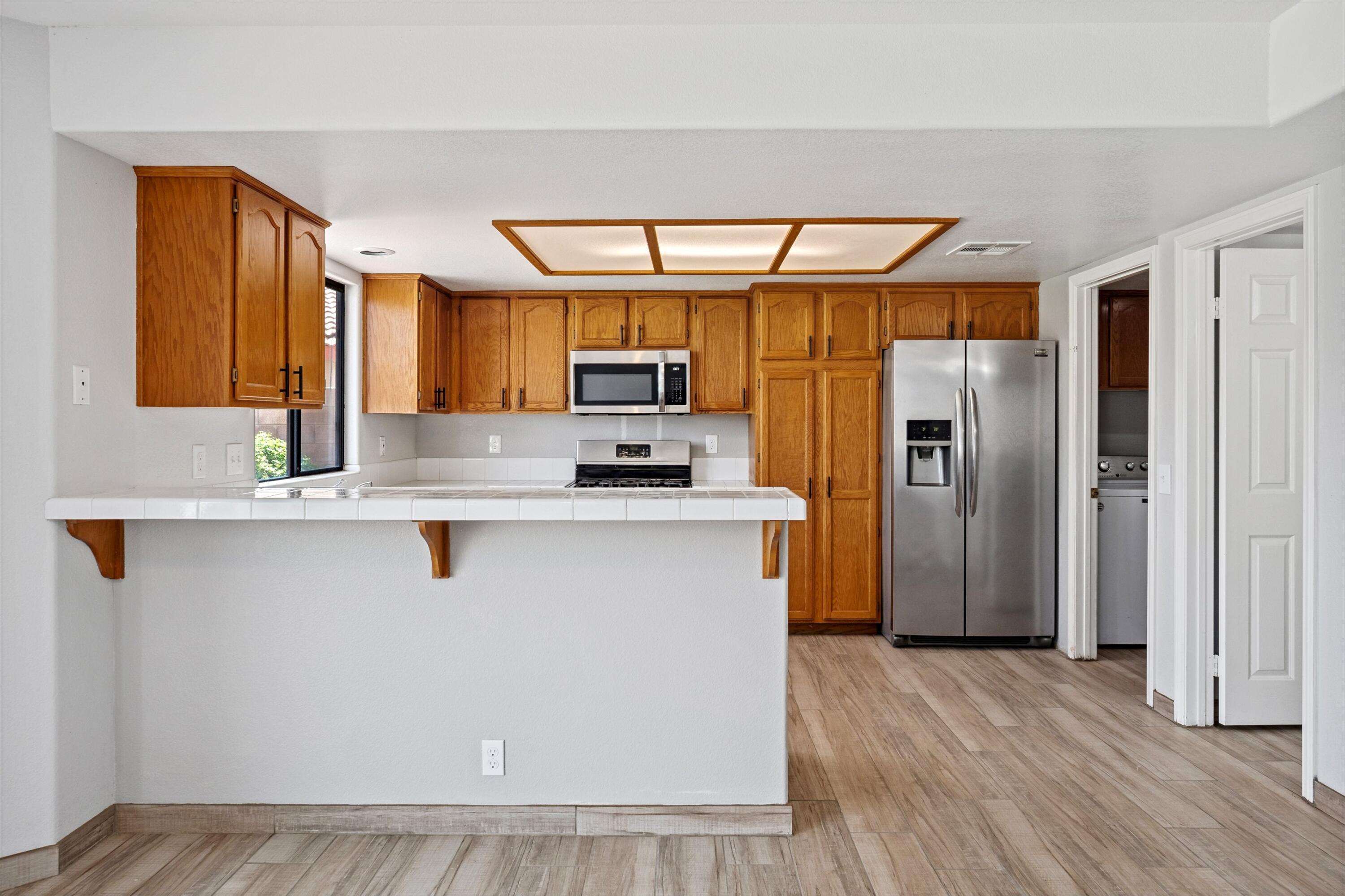 Indio, California, 92201, United States, 3 Bedrooms Bedrooms, ,2 BathroomsBathrooms,Residential,For Sale,1891507