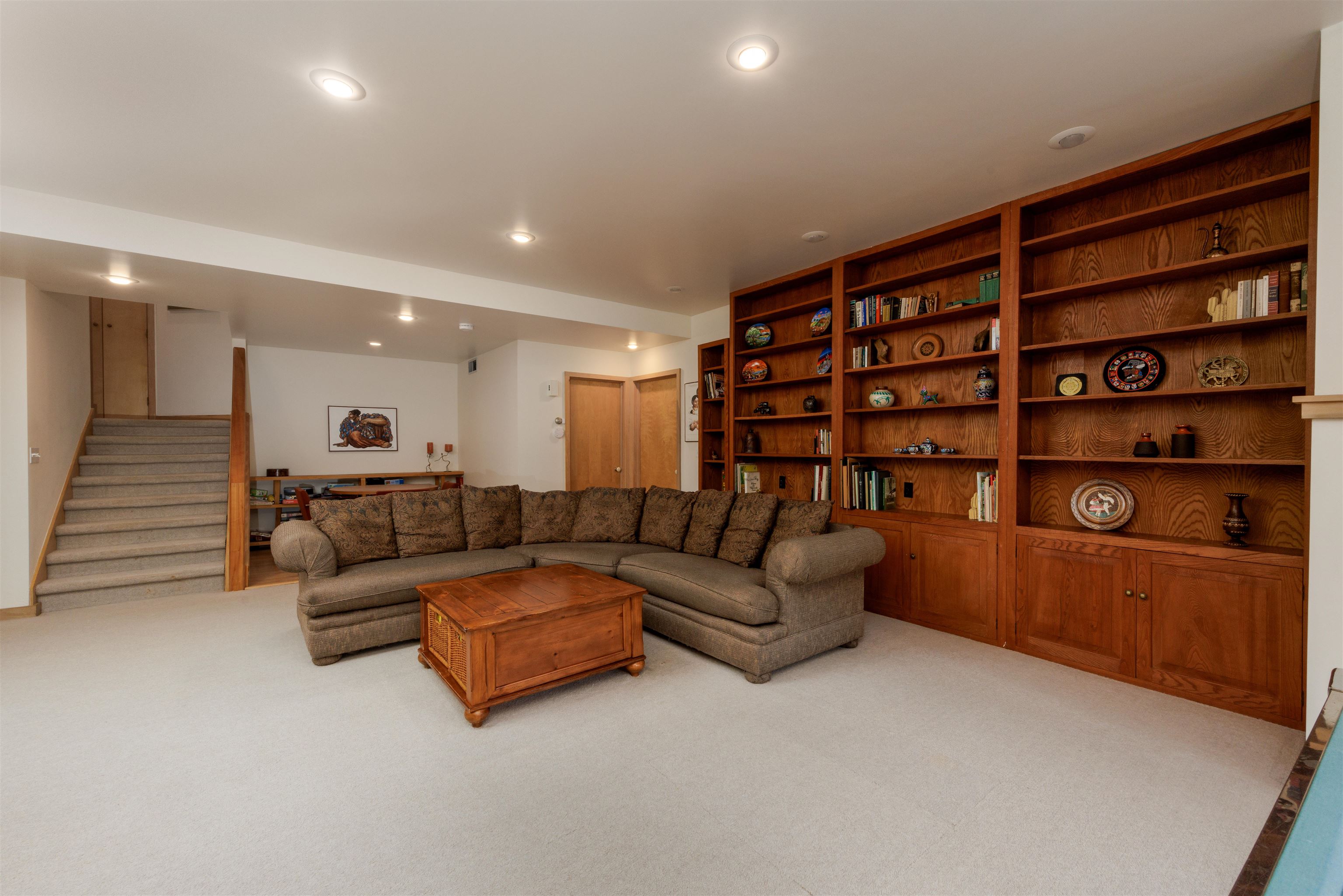 Grantham, New Hampshire, 03753, United States, 4 Bedrooms Bedrooms, ,3 BathroomsBathrooms,Residential,For Sale,1947090