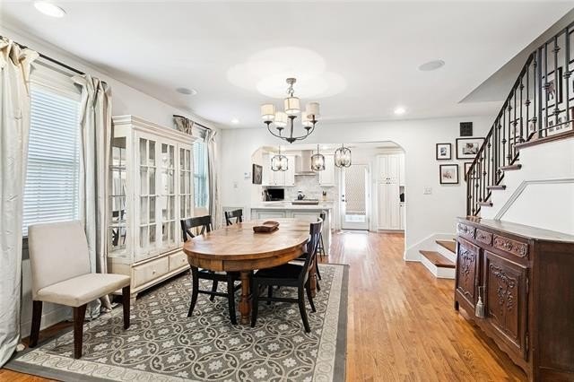 New Orleans, Louisiana, 70124, United States, 4 Bedrooms Bedrooms, ,3 BathroomsBathrooms,Residential,For Sale,2006201