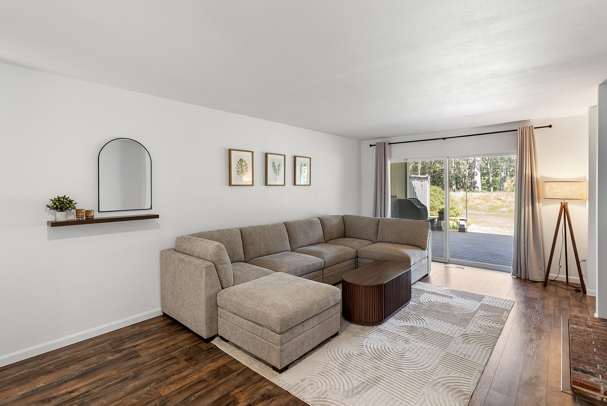  8905 Onyx Dr, Lakewood Wa - 物件實景