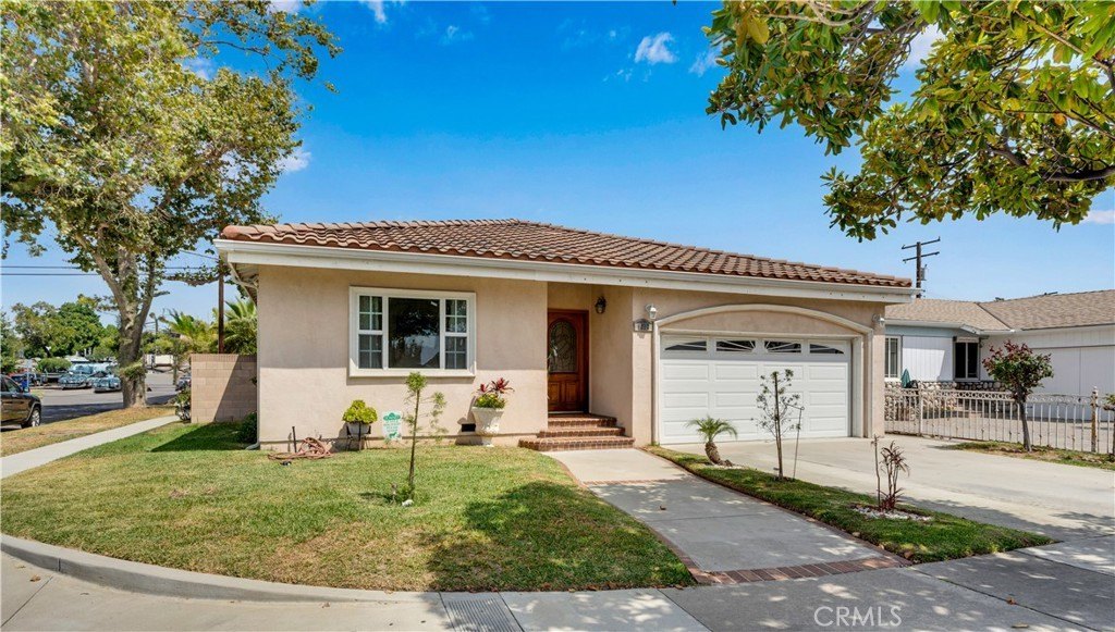 Downey, California, 90242, United States, 3 Bedrooms Bedrooms, ,2 BathroomsBathrooms,Residential,For Sale,1938023