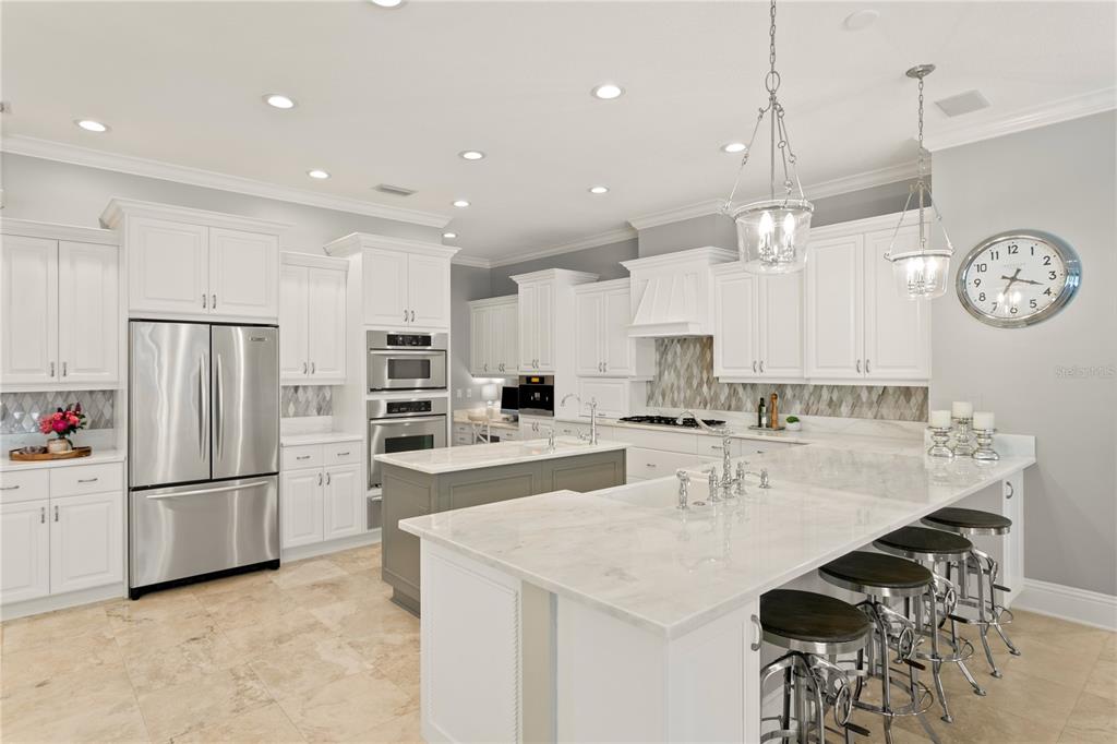 Tampa, Florida, 33618, United States, 4 Bedrooms Bedrooms, ,4 BathroomsBathrooms,Residential,For Sale,1903657