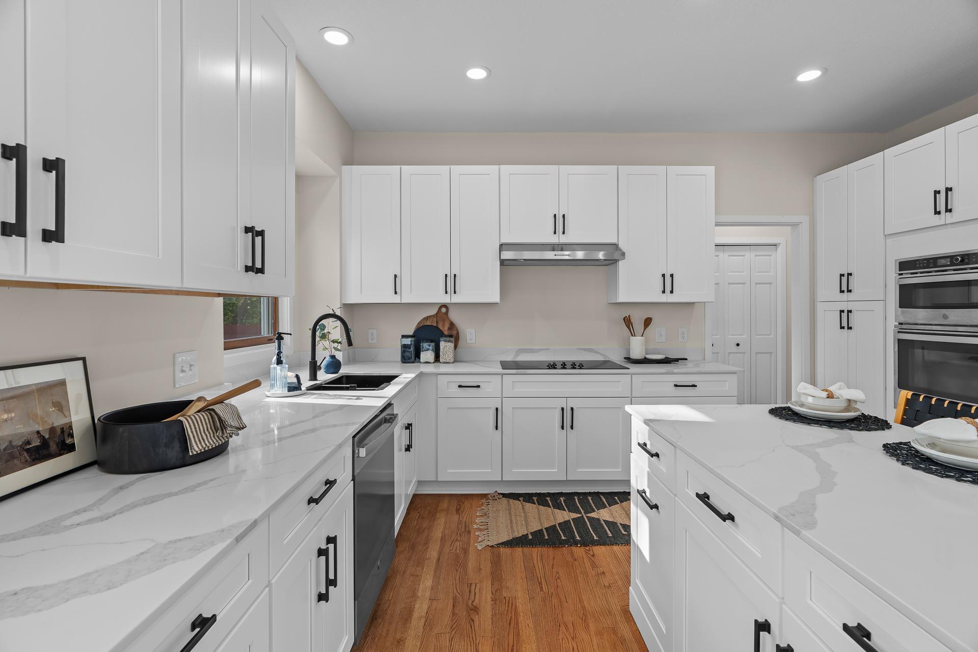 Eden Prairie, Minnesota, 55347, United States, 4 Bedrooms Bedrooms, ,4 BathroomsBathrooms,Residential,For Sale,1993292