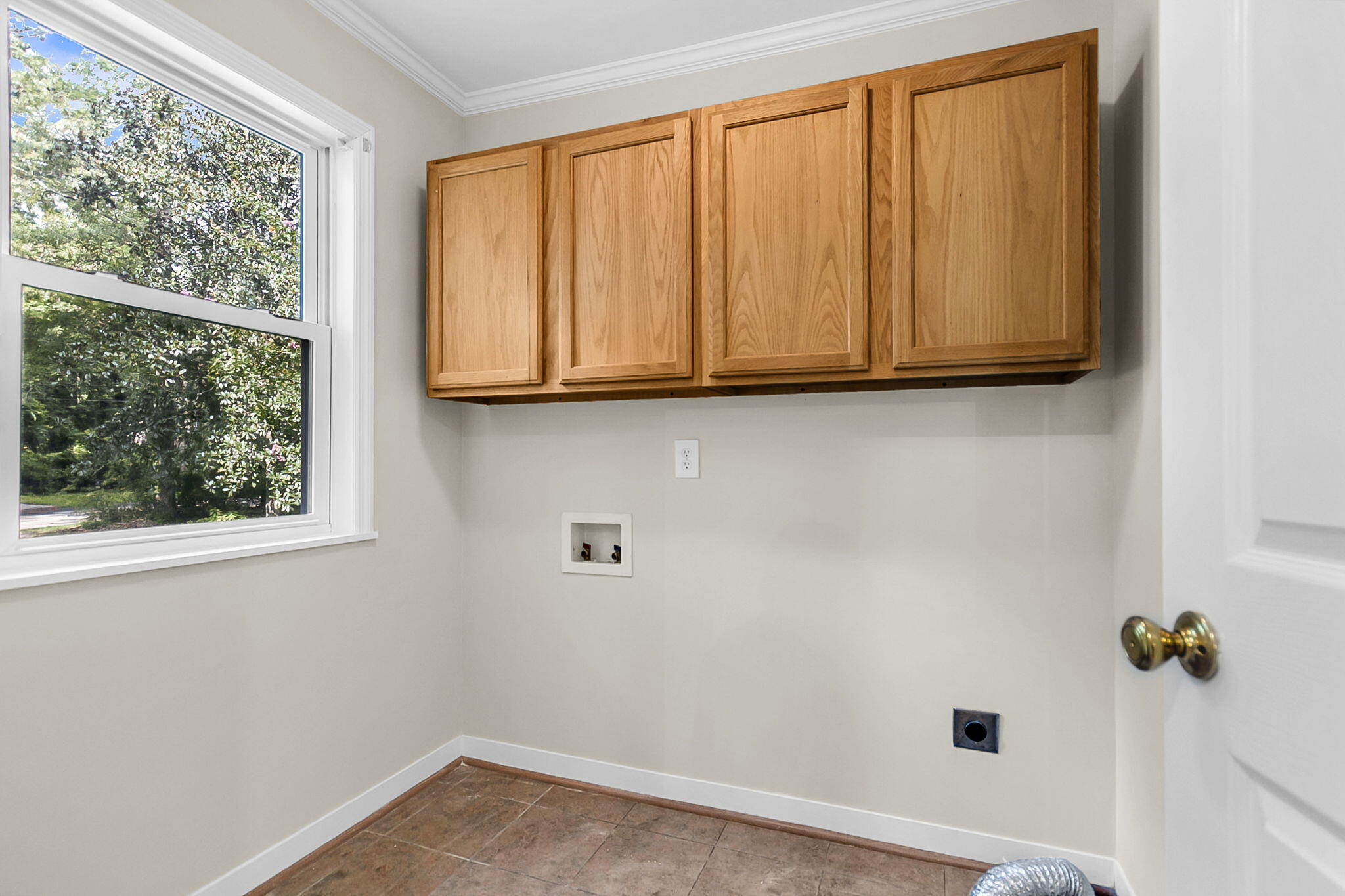 Summerville, South Carolina, 29483, United States, 3 Bedrooms Bedrooms, ,2 BathroomsBathrooms,Residential,For Sale,1916972