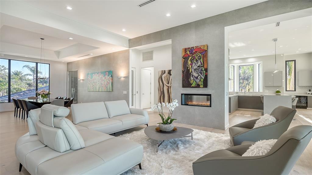 Sarasota, Florida, 34239, United States, 4 Bedrooms Bedrooms, ,7 BathroomsBathrooms,Residential,For Sale,1759750