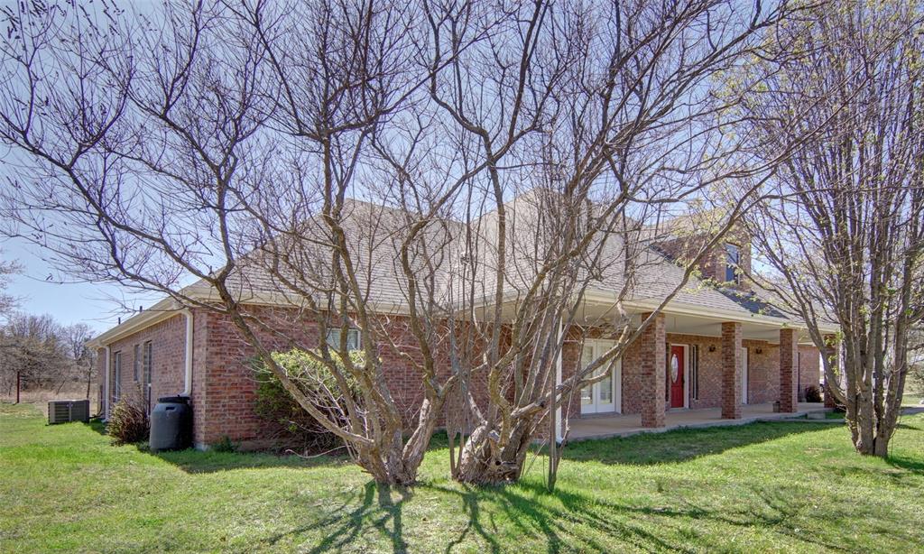 Weatherford, Texas, 76088, United States, 3 Bedrooms Bedrooms, ,3 BathroomsBathrooms,Residential,For Sale,1974096