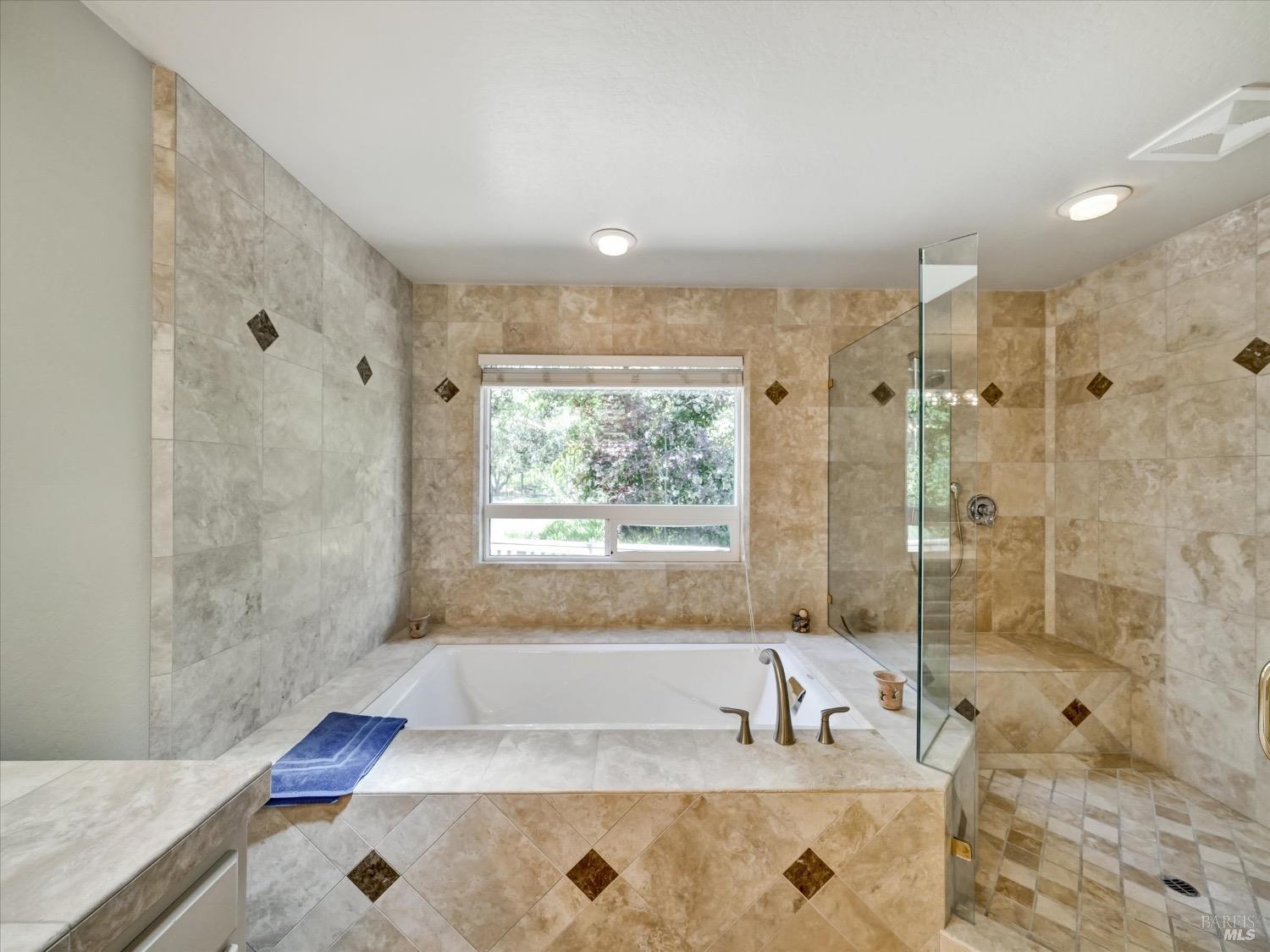 Santa Rosa, California, 95404, United States, 4 Bedrooms Bedrooms, ,4 BathroomsBathrooms,Residential,For Sale,1805193