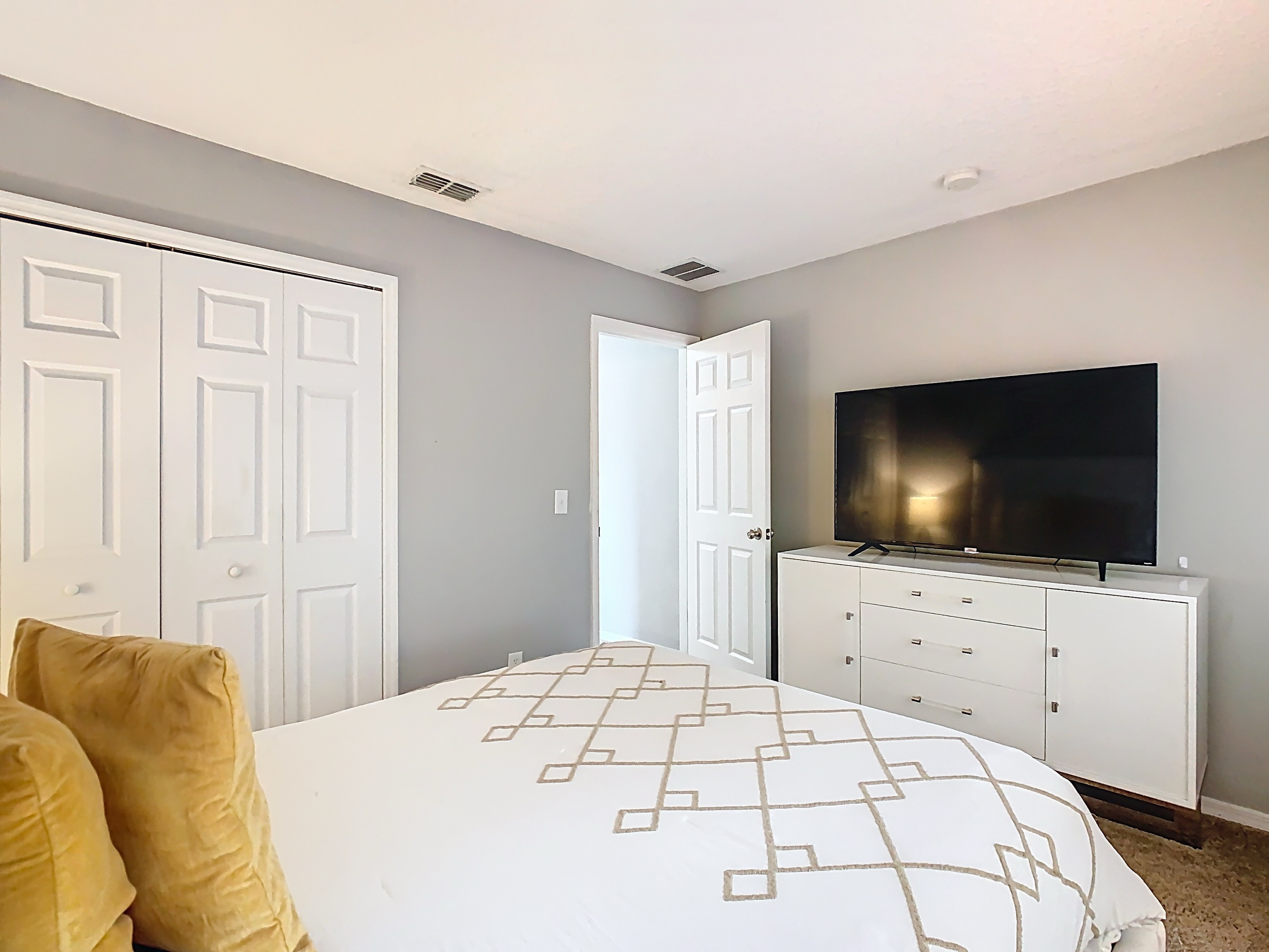 Kissimmee, Florida, 34747, United States, 6 Bedrooms Bedrooms, ,5 BathroomsBathrooms,Residential,For Sale,1920294